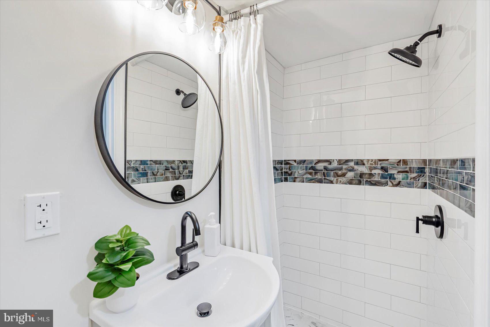 BELAIR-EDISON - Residential