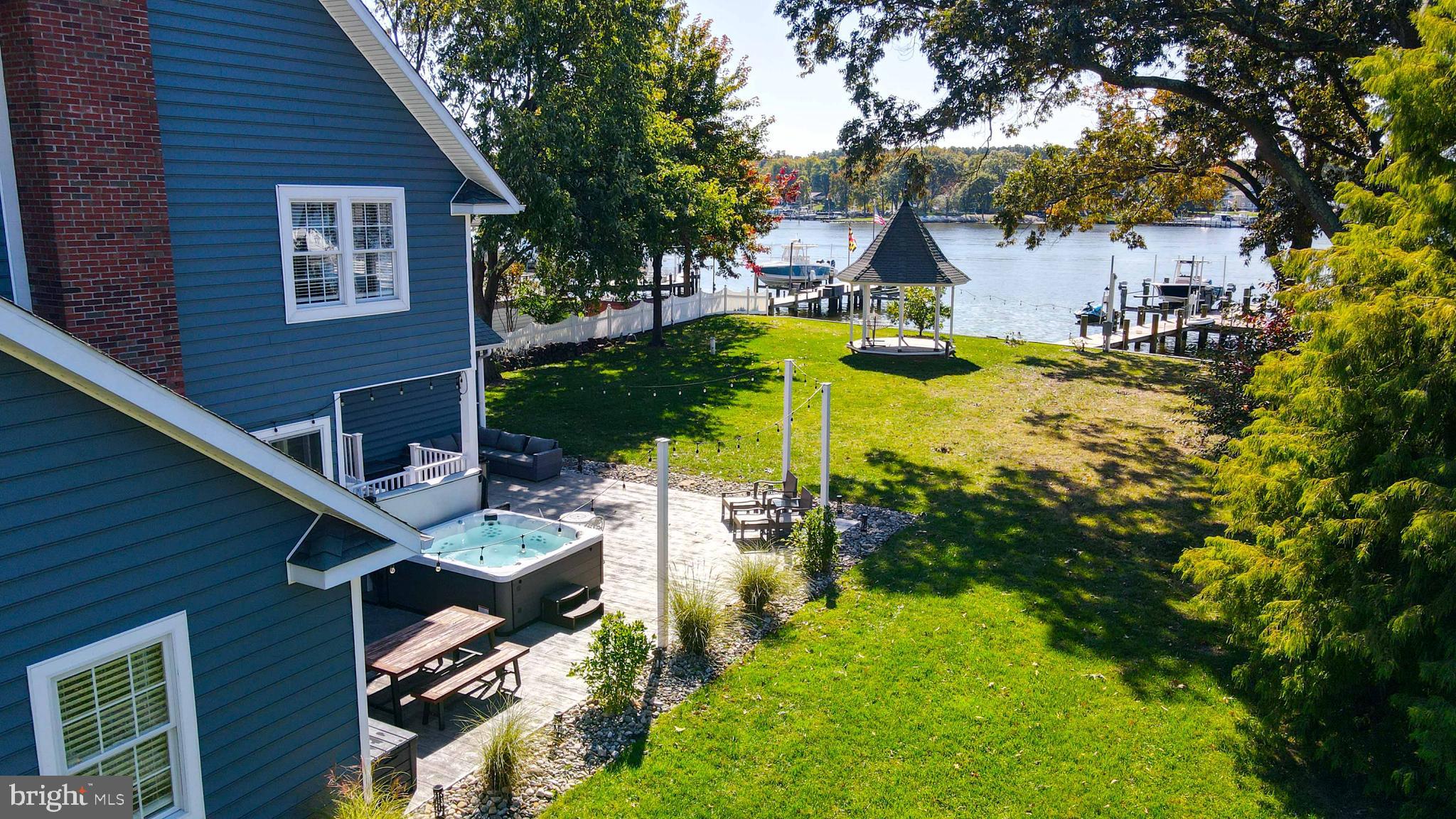 POPLAR RIDGE - Residential