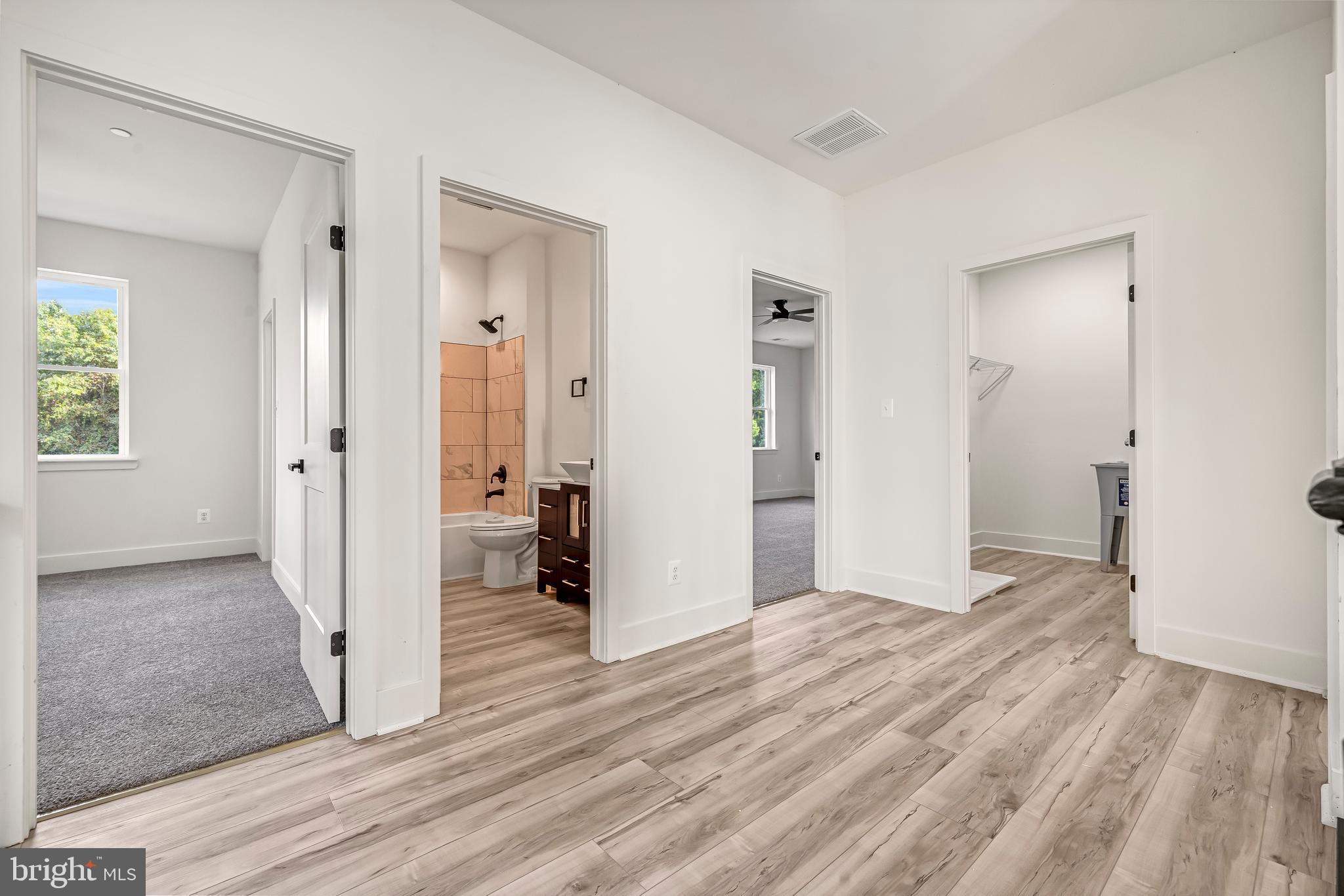 FOREST GREENS - Residential