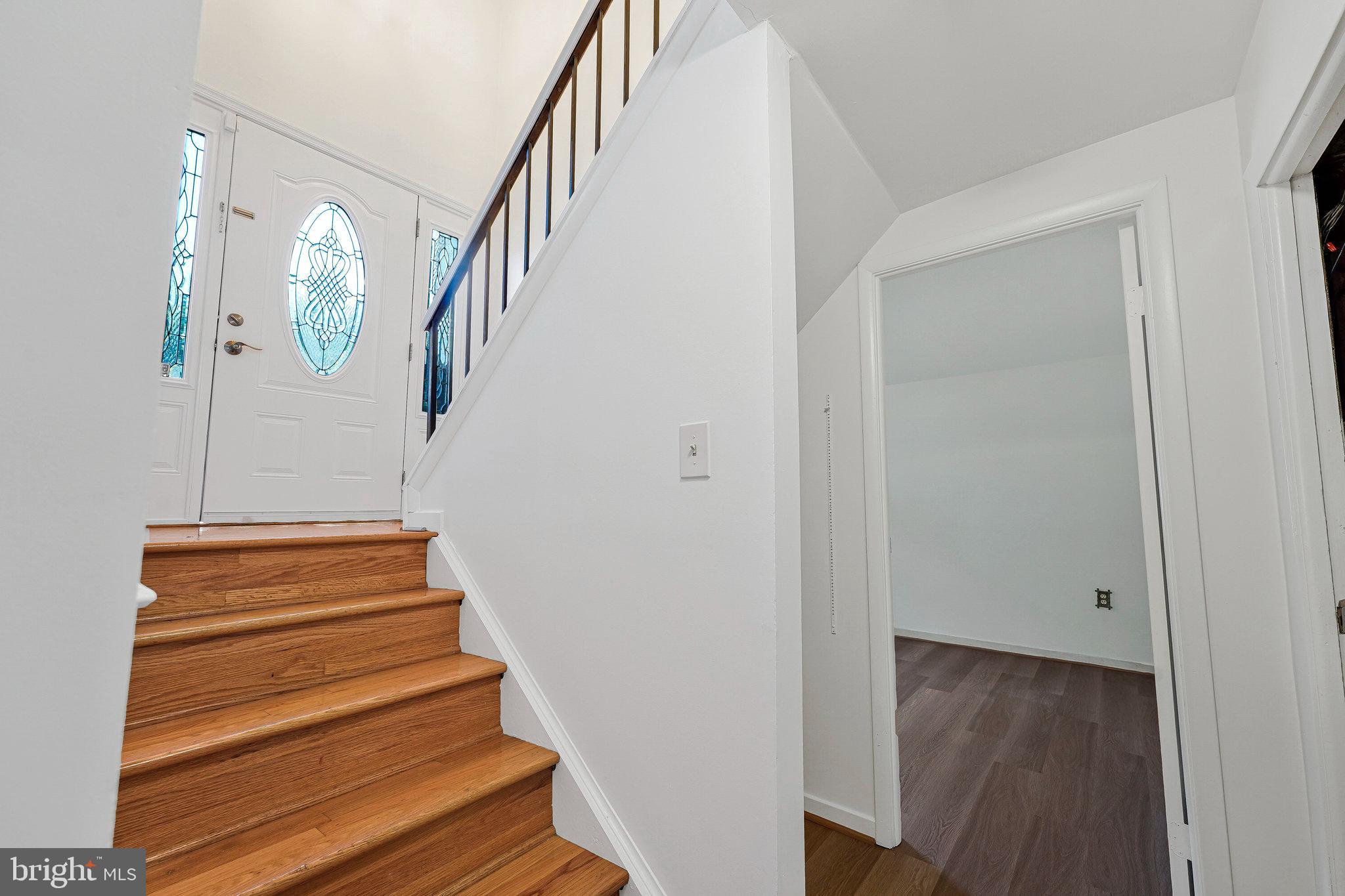 DULLES PARK - Residential