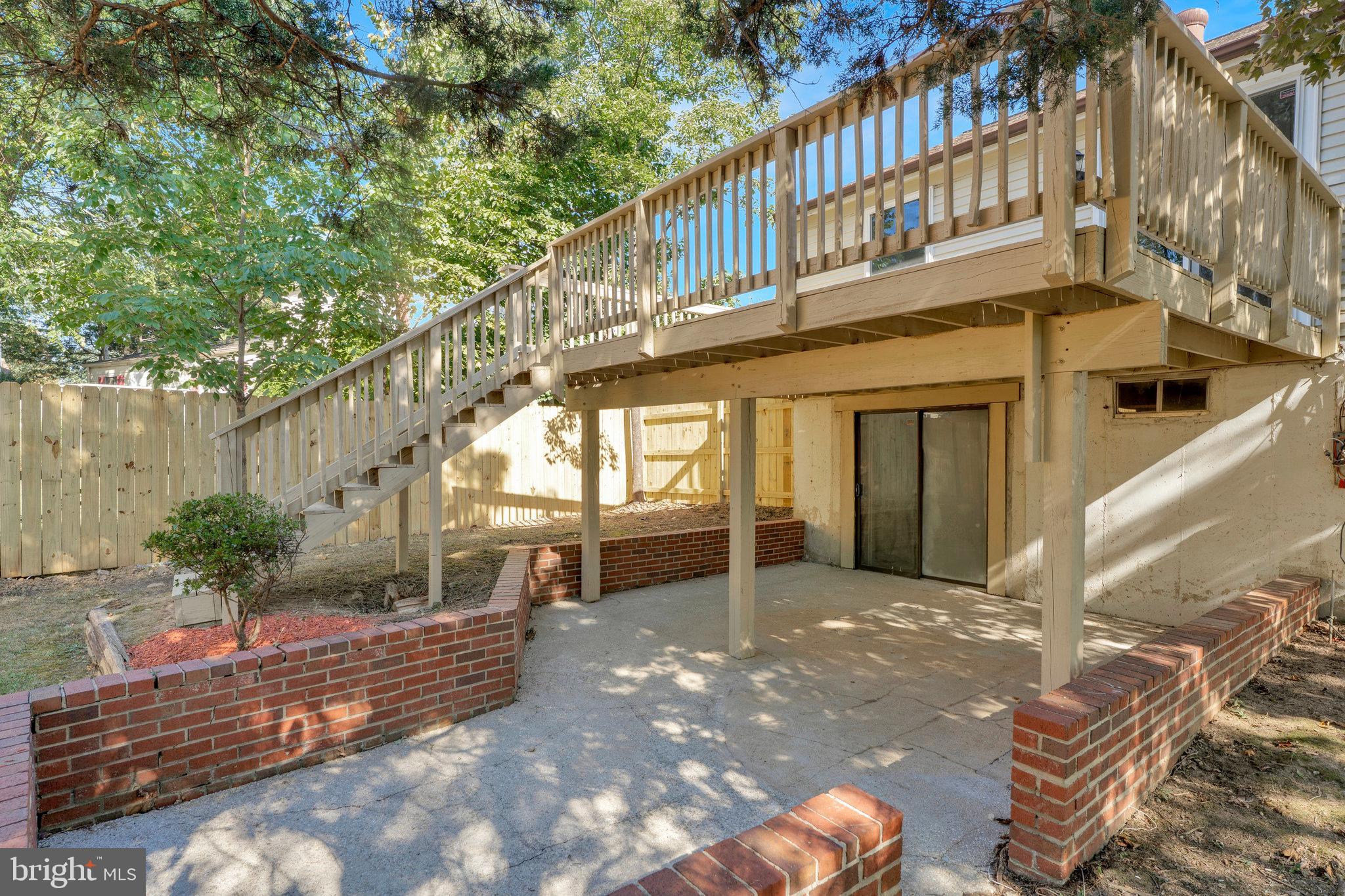 DULLES PARK - Residential