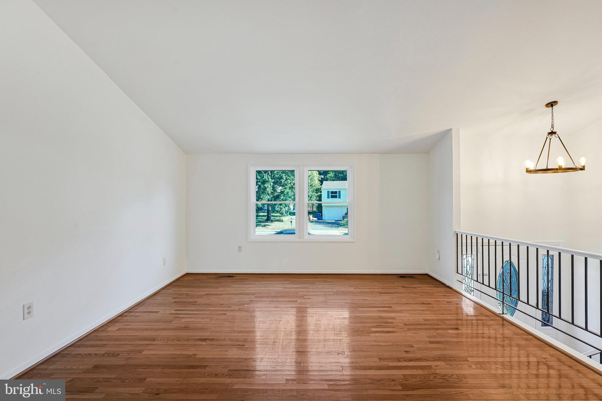 DULLES PARK - Residential