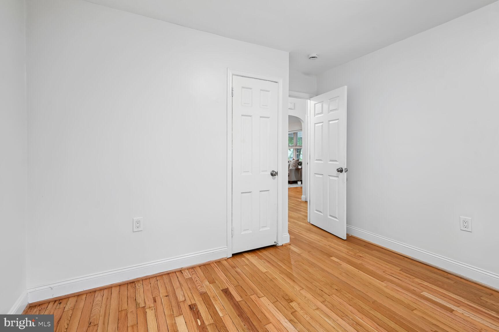 FOREST ESTATES - Residential Lease