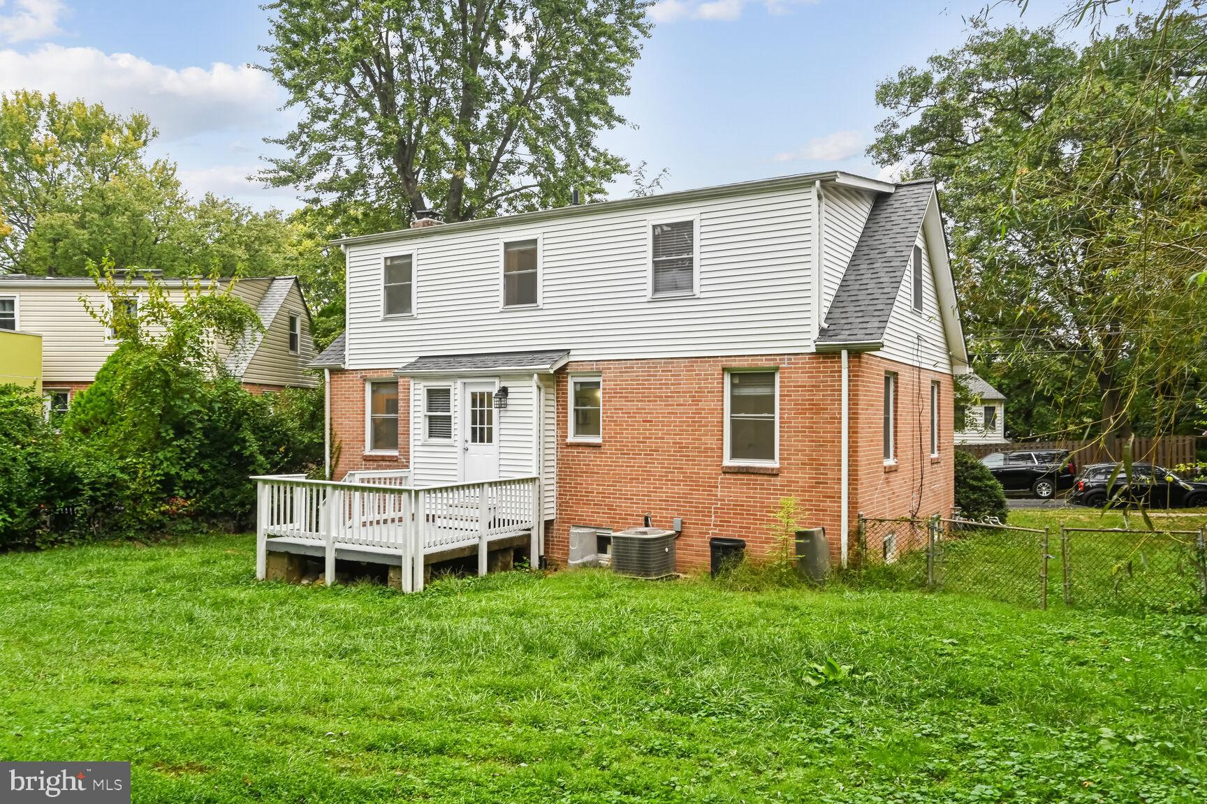 FOREST ESTATES - Residential Lease