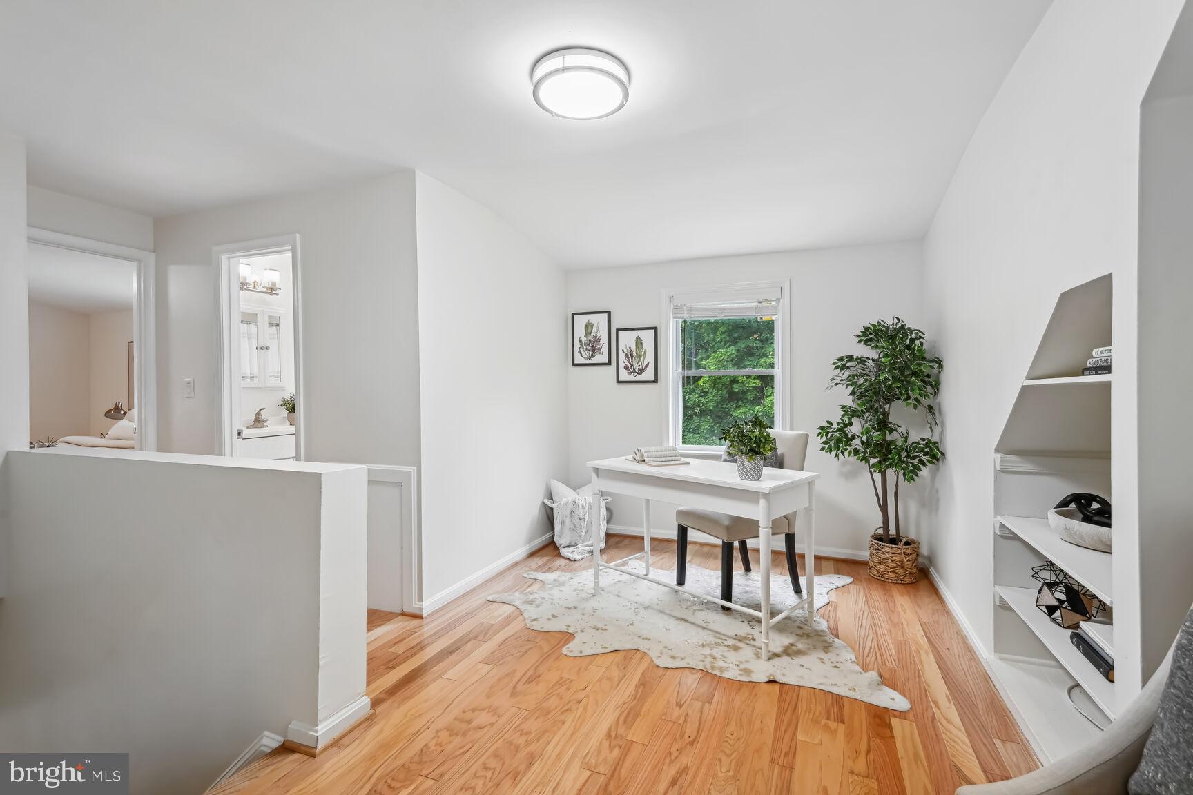 FOREST ESTATES - Residential Lease