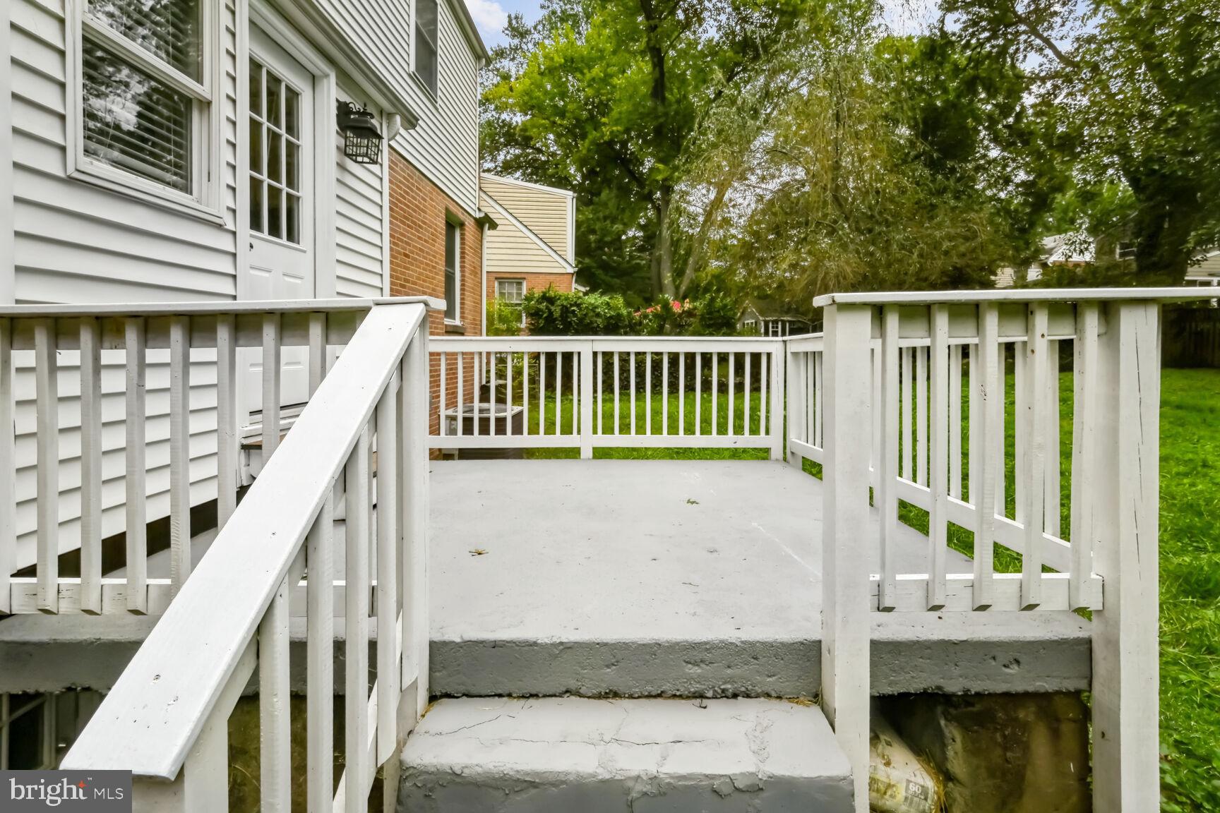 FOREST ESTATES - Residential Lease