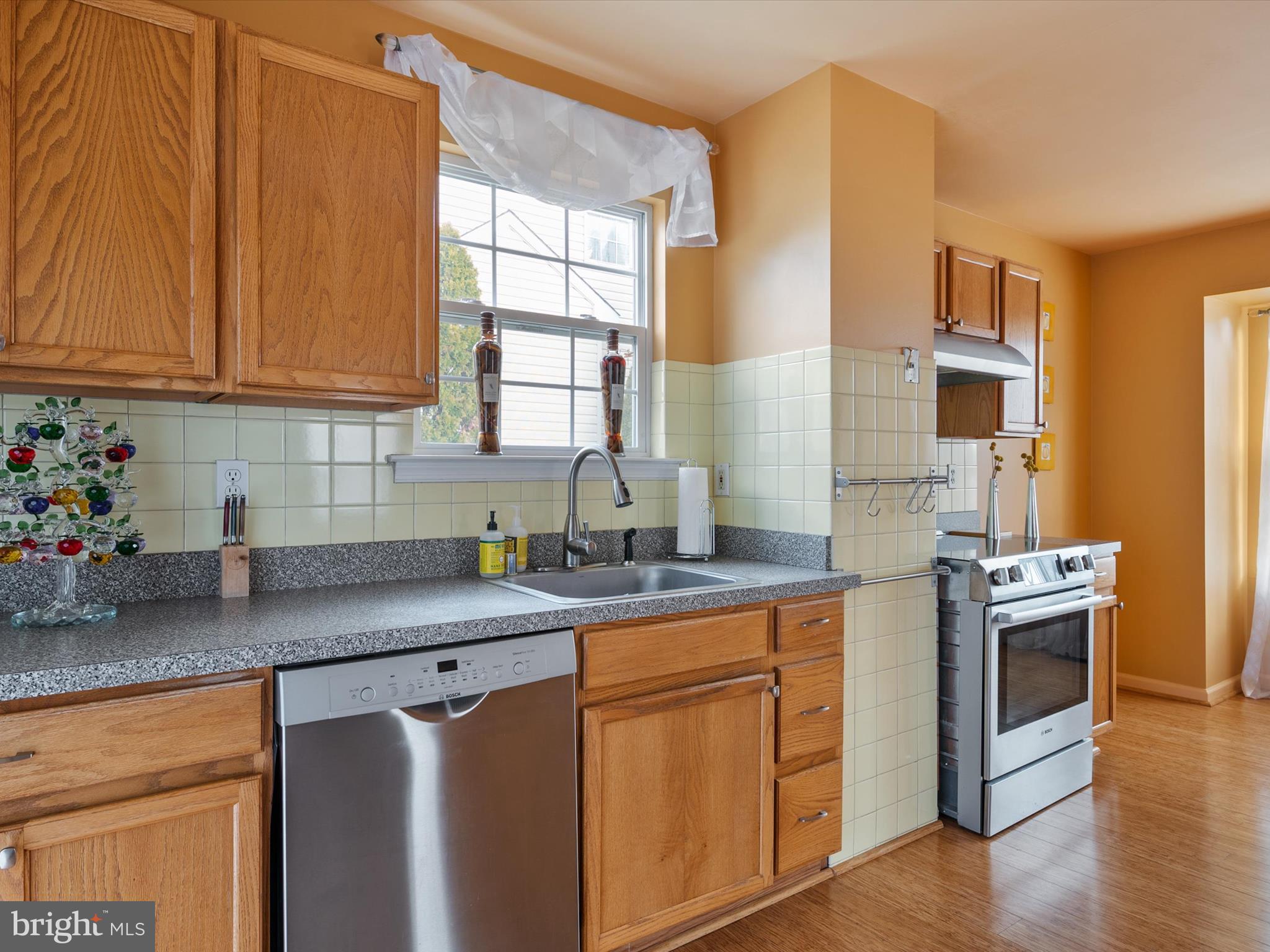 ROLAND TERRACE - Residential