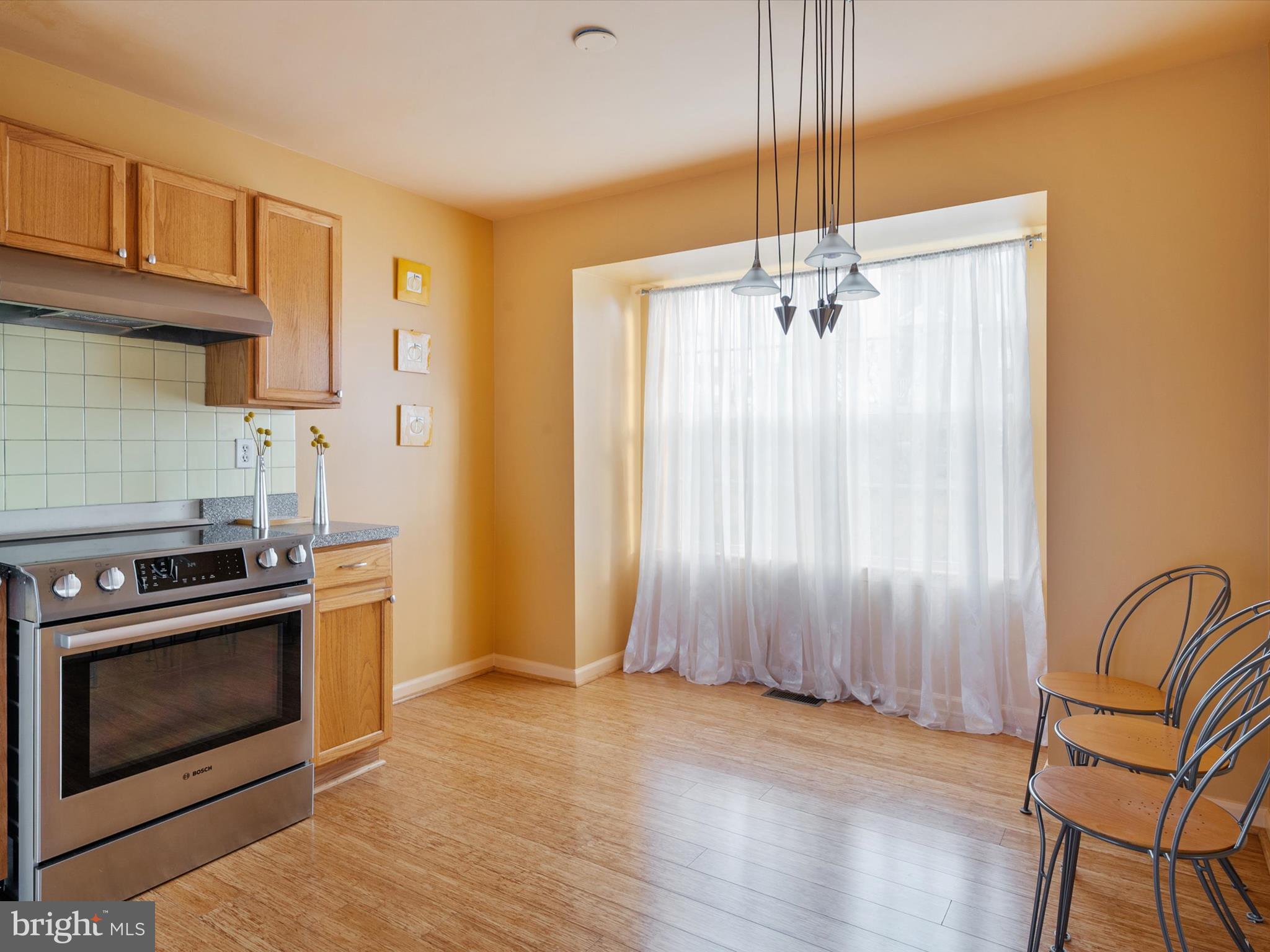 ROLAND TERRACE - Residential