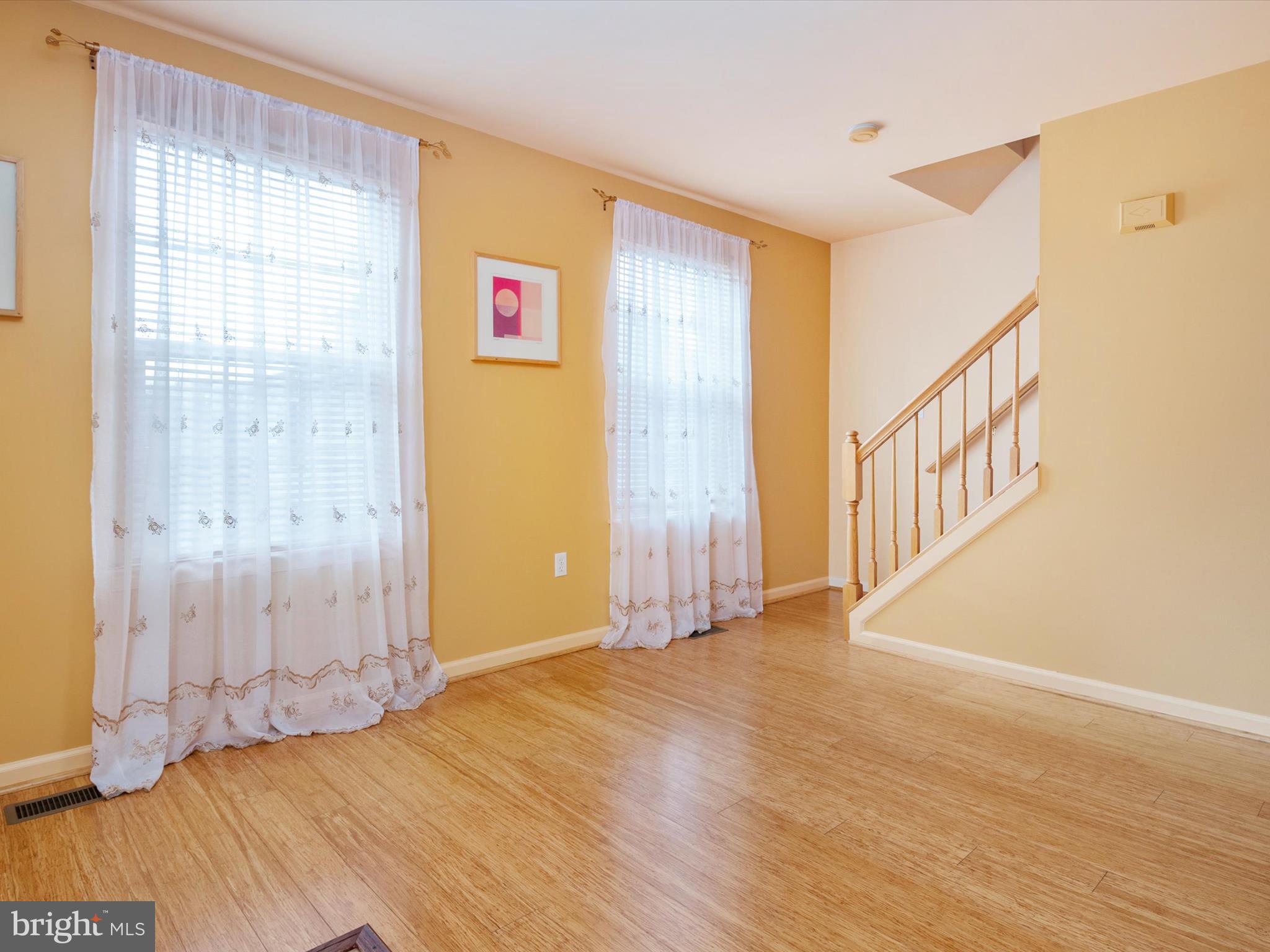 ROLAND TERRACE - Residential