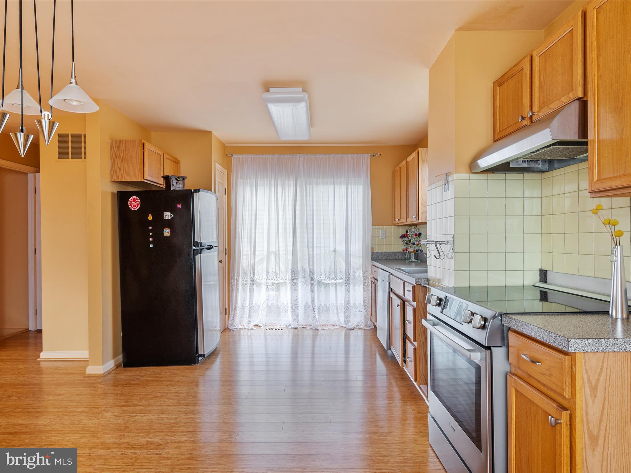 ROLAND TERRACE - Residential