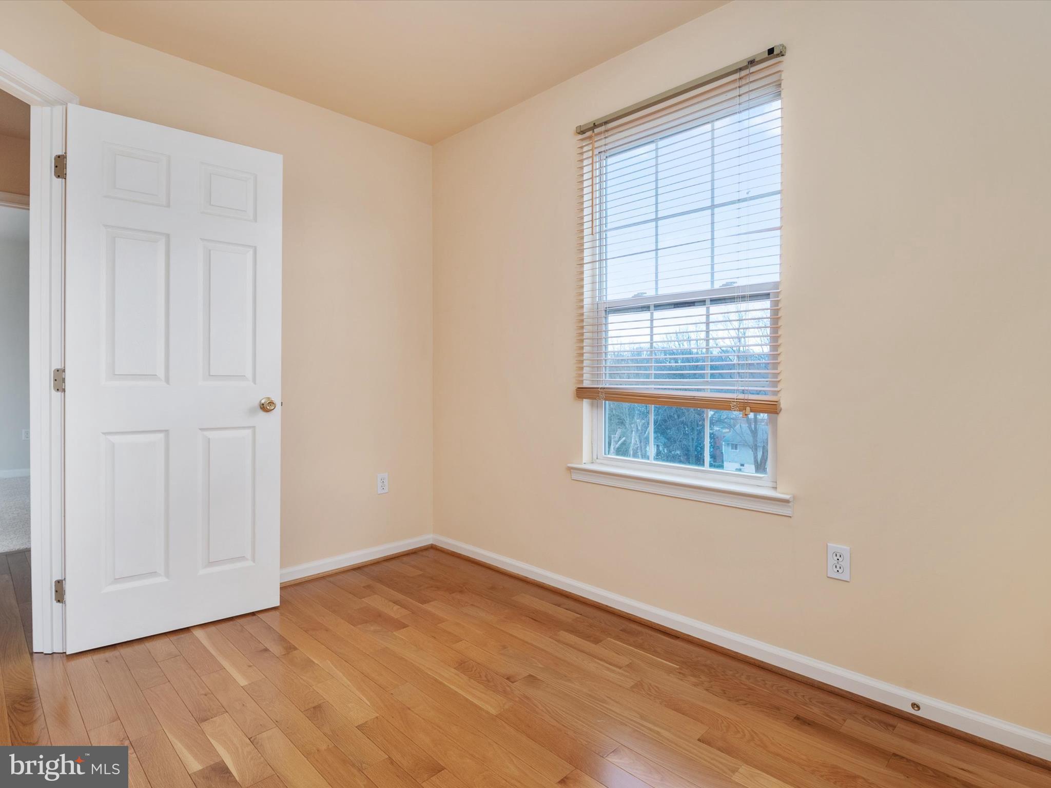 ROLAND TERRACE - Residential