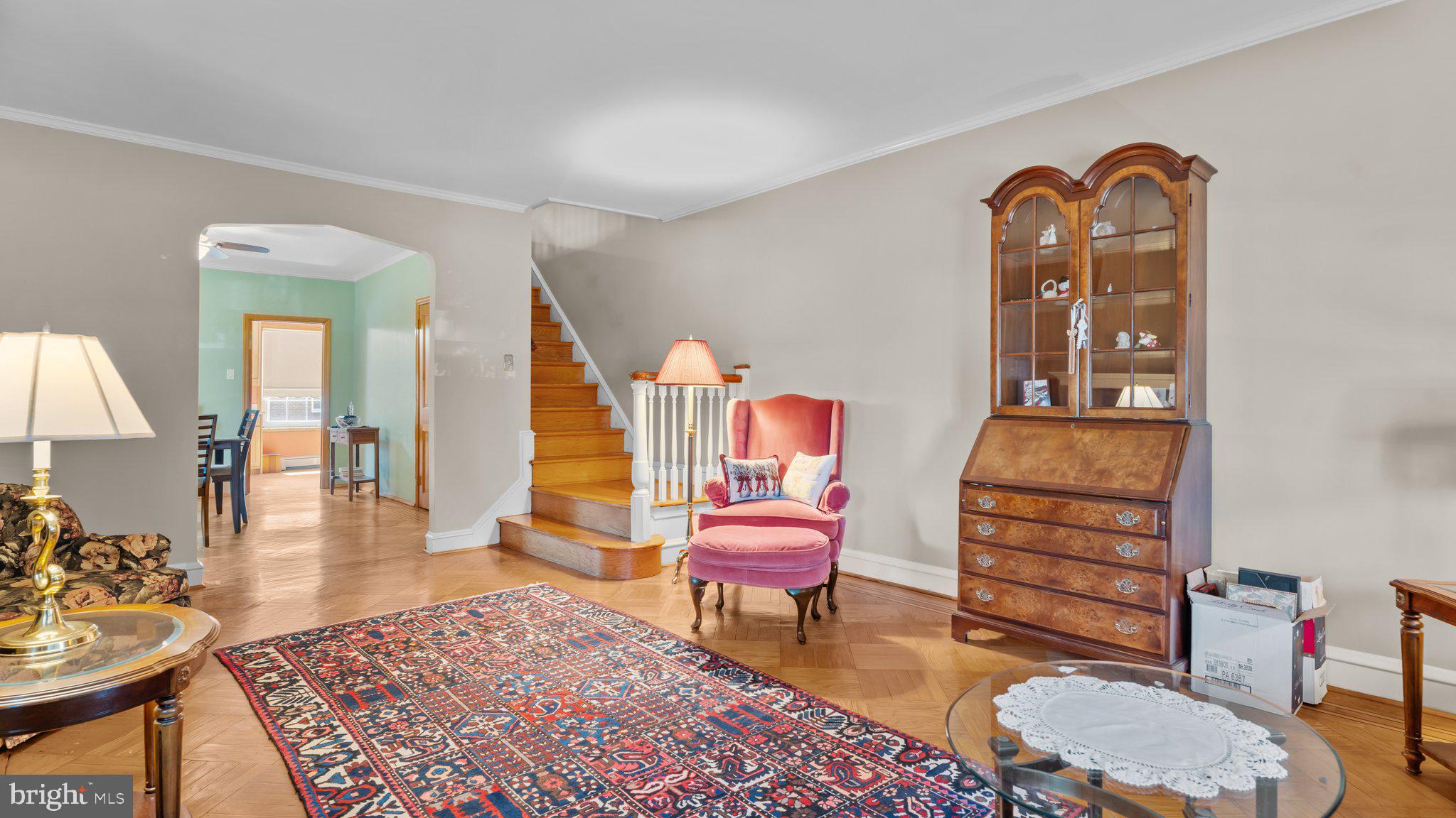 LAWNDALE - Residential