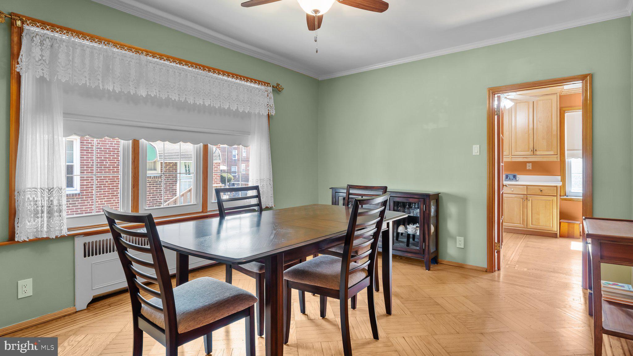 LAWNDALE - Residential