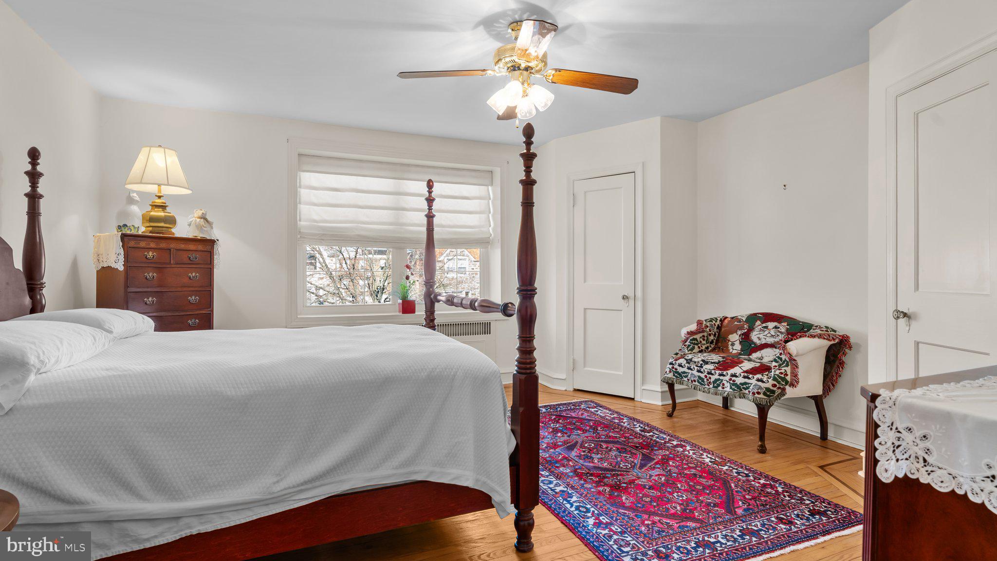 LAWNDALE - Residential