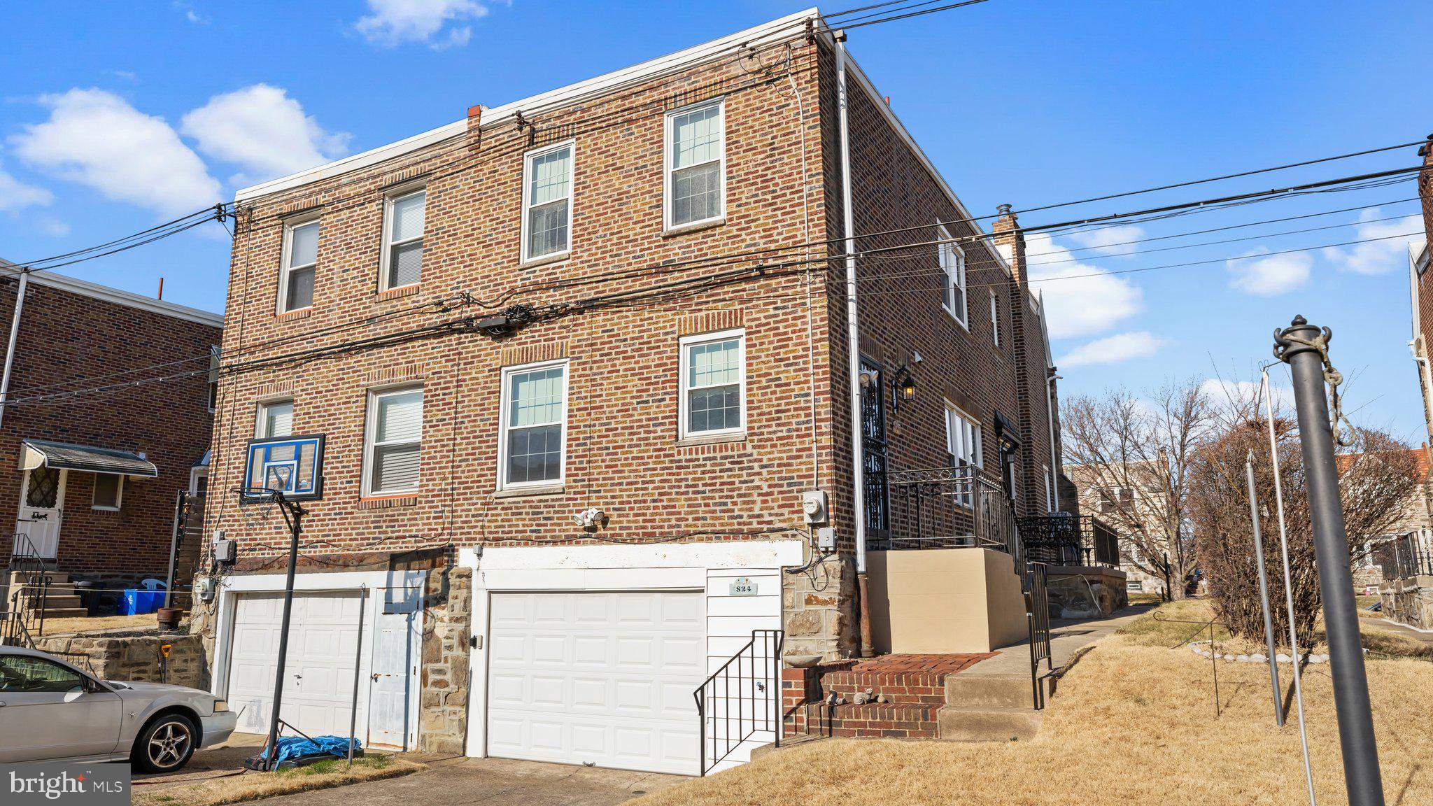 LAWNDALE - Residential