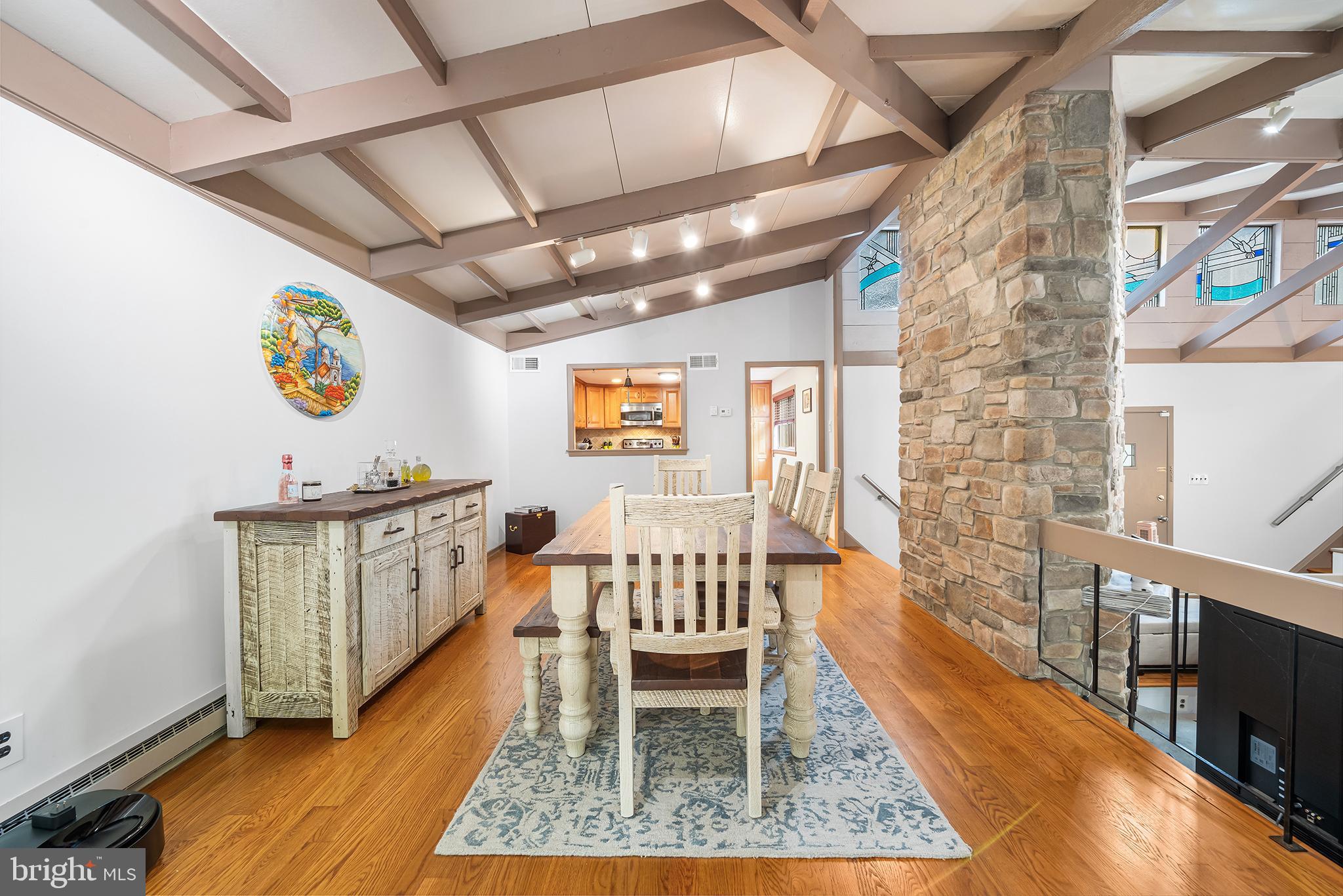 KING OF PRUSSIA - Residential