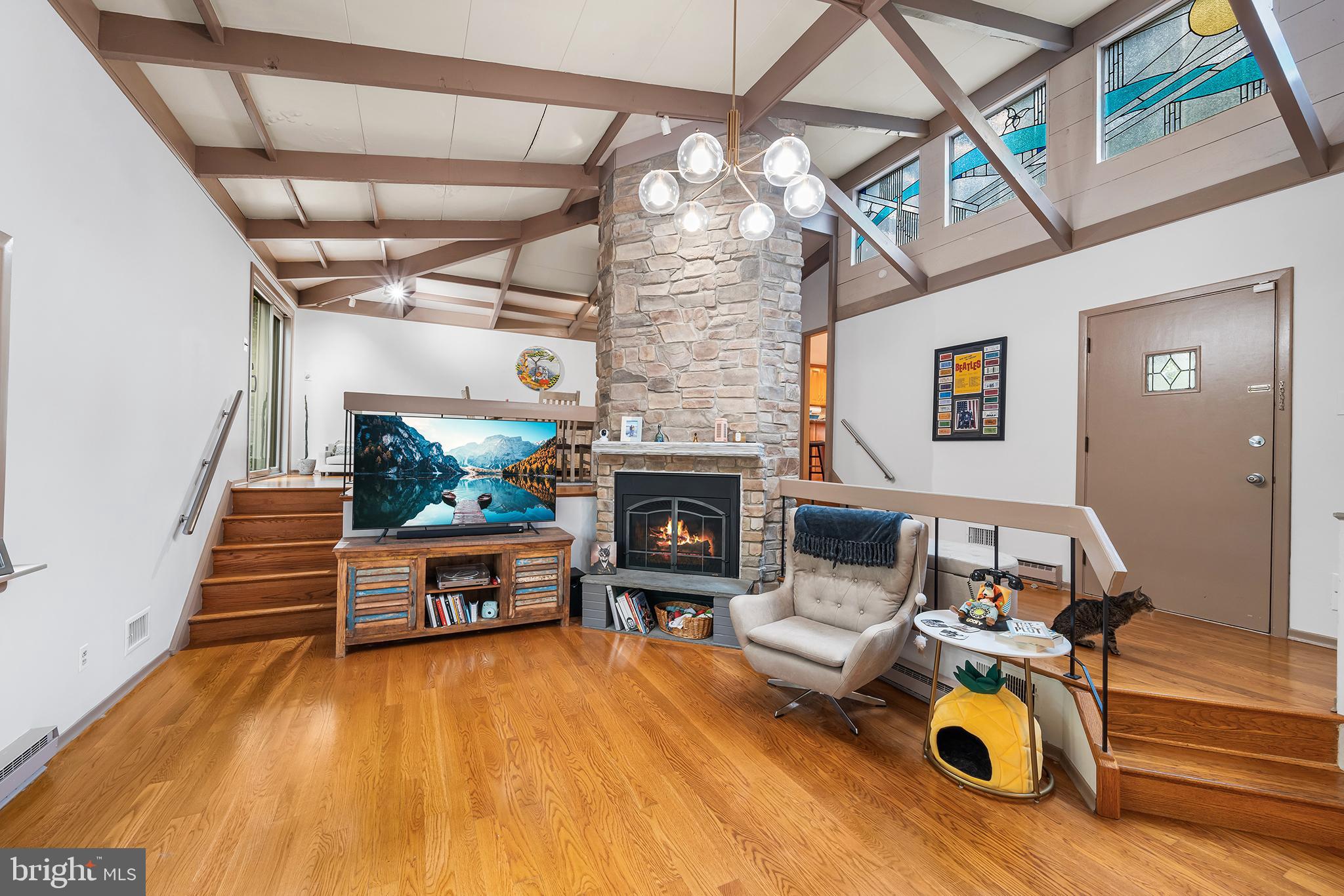 190 PINE TREE ROAD