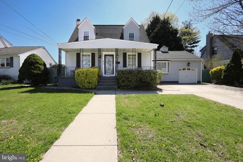 106 W MILL ROAD MAPLE SHADE NJ 08052