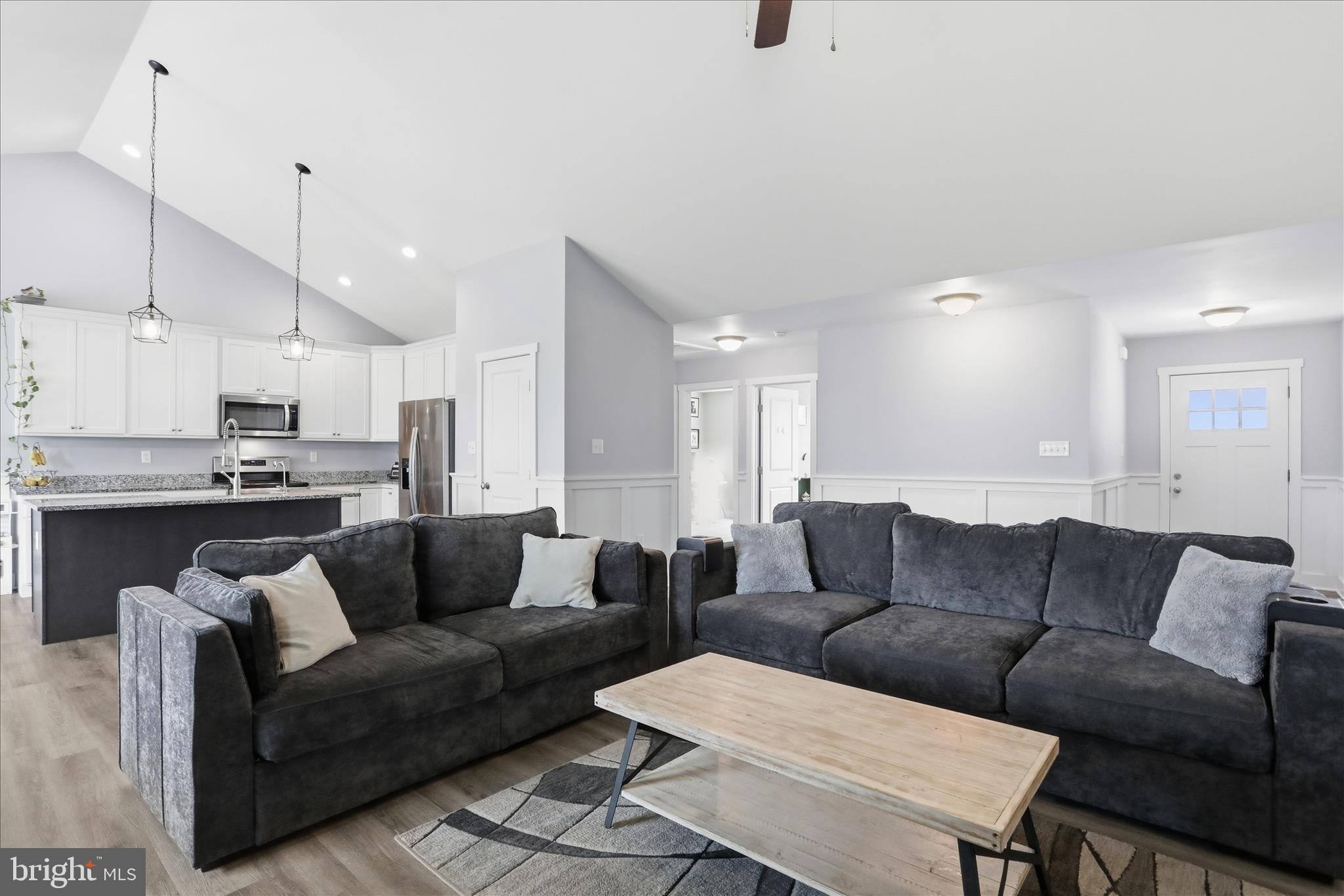 MILTON'S LANDING - Residential