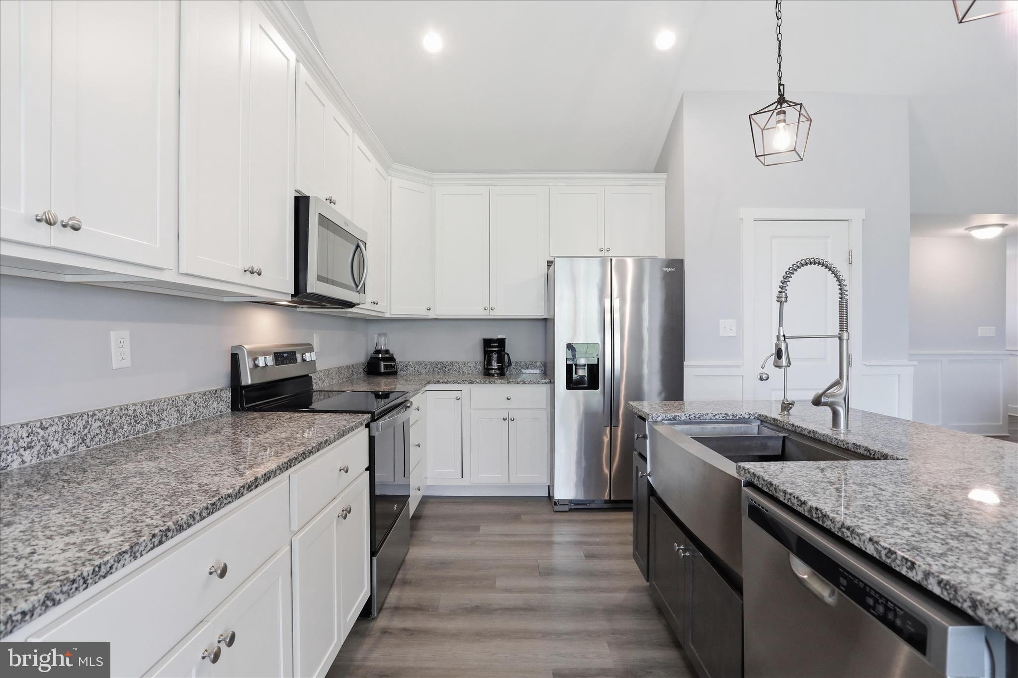 MILTON'S LANDING - Residential