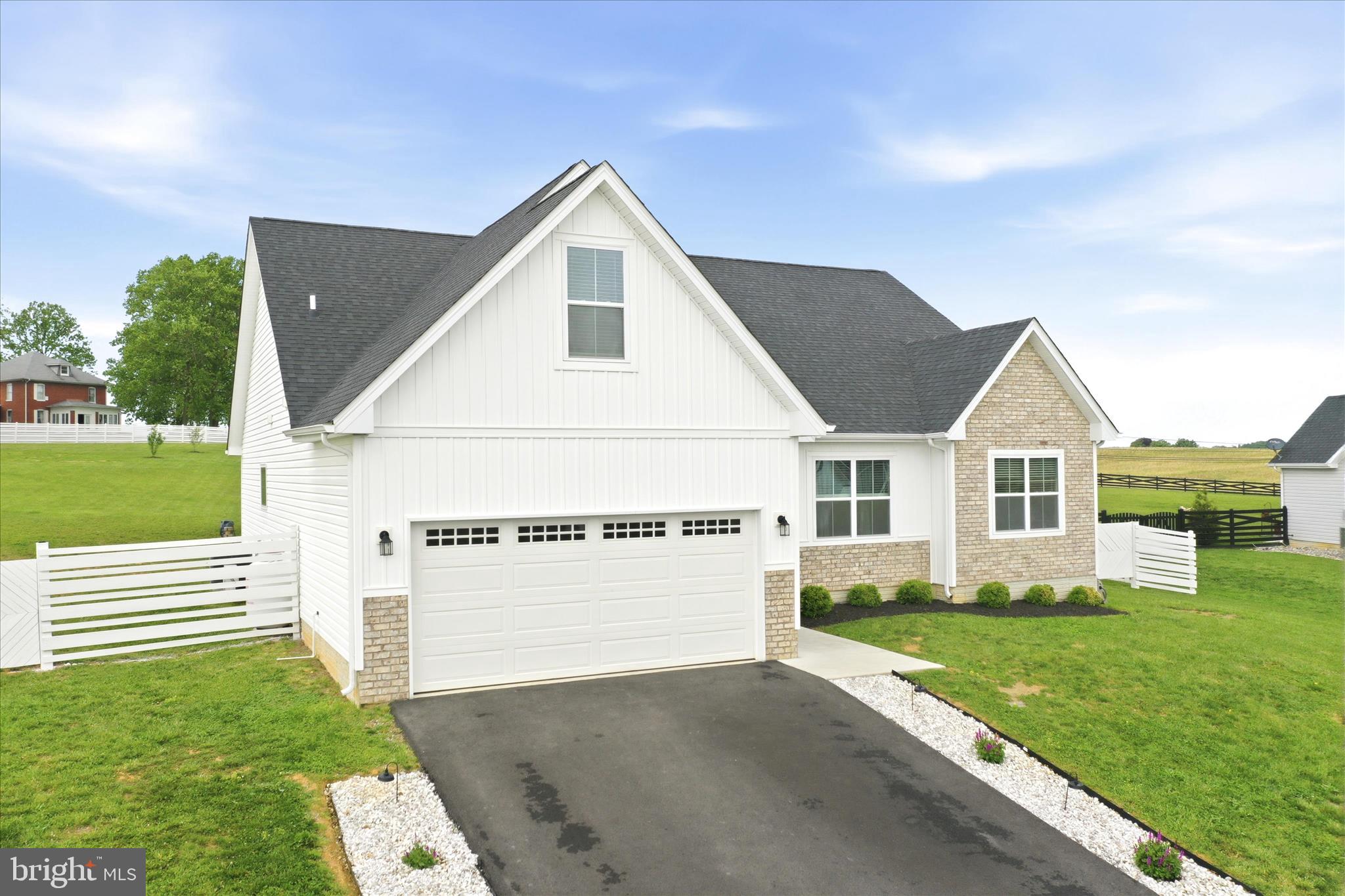 MILTON'S LANDING - Residential