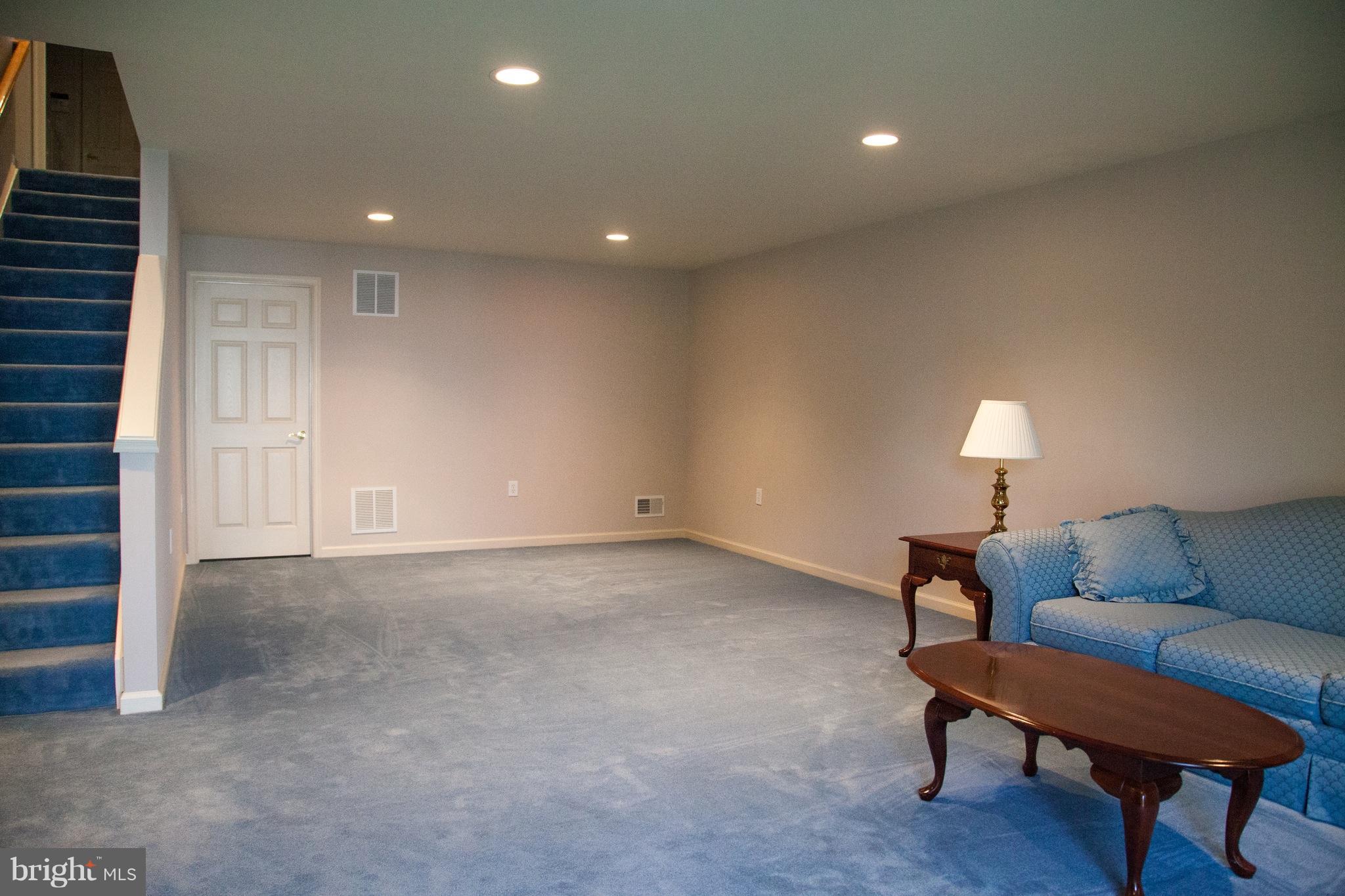 FALLS RUN - Residential