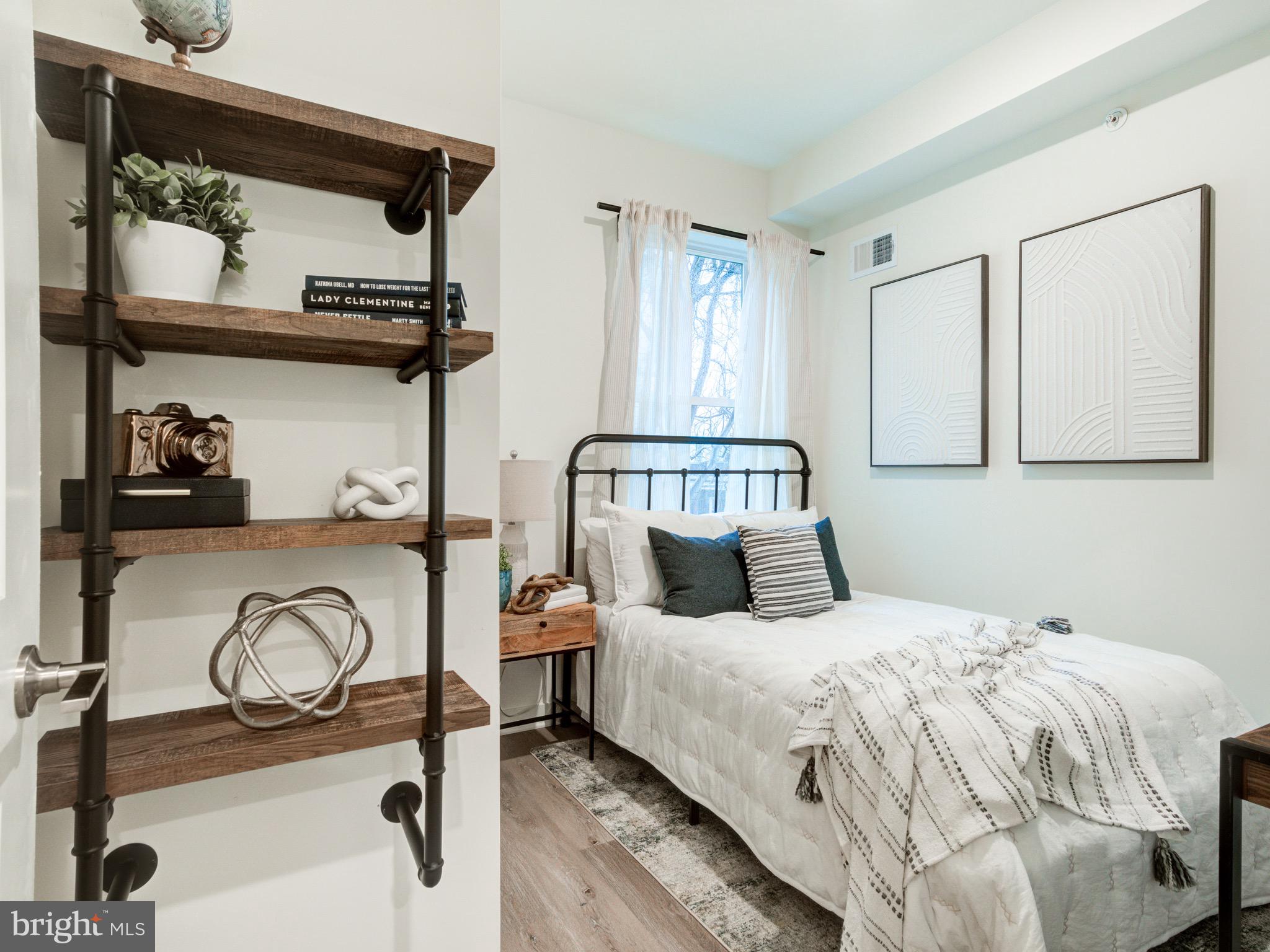 PORT RICHMOND - Residential