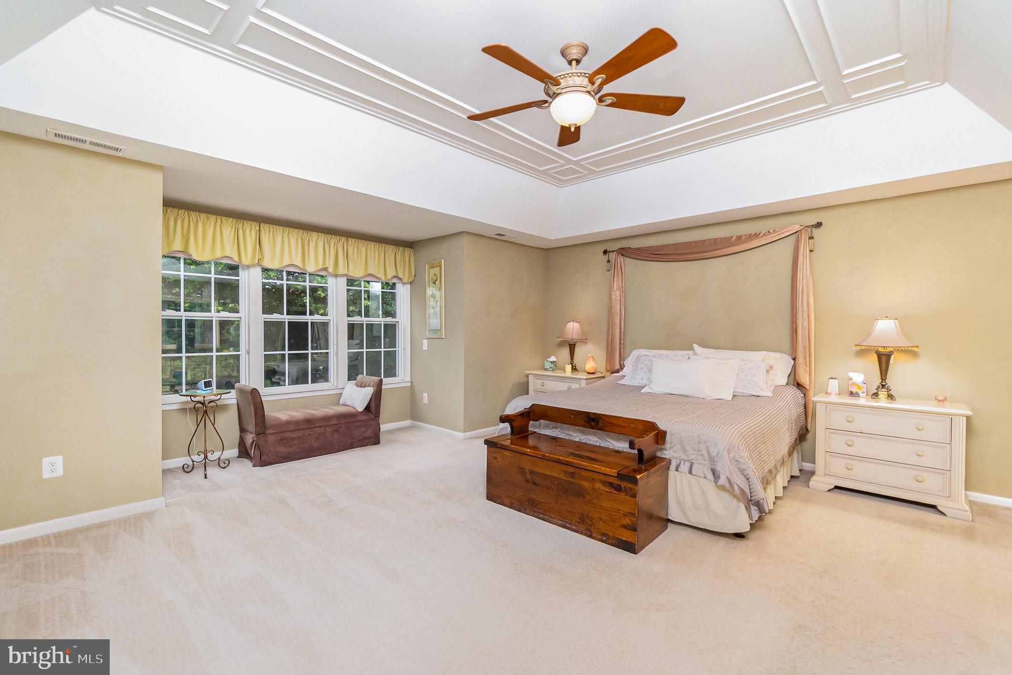 VINEYARD OAK NORTH - Residential