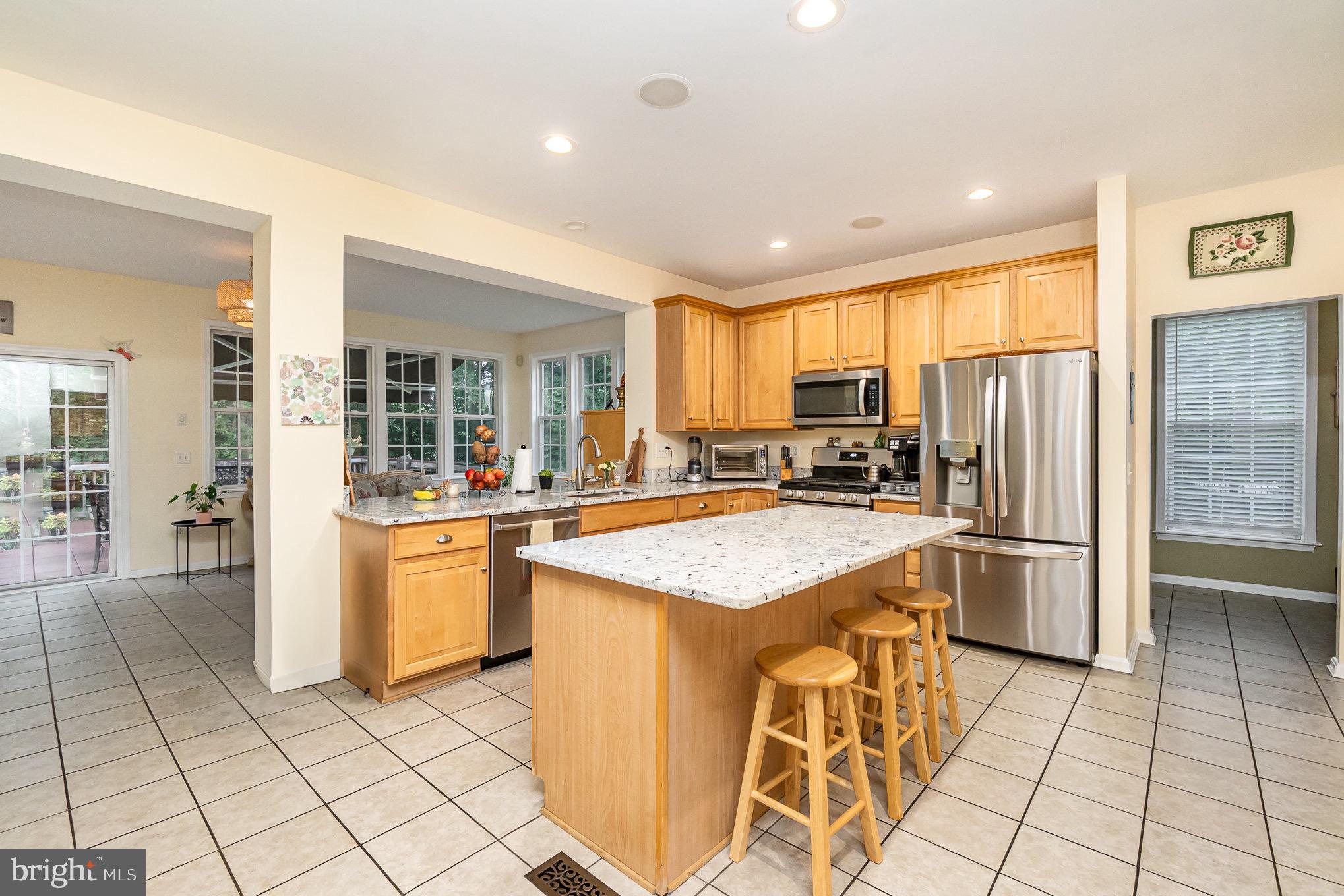 VINEYARD OAK NORTH - Residential
