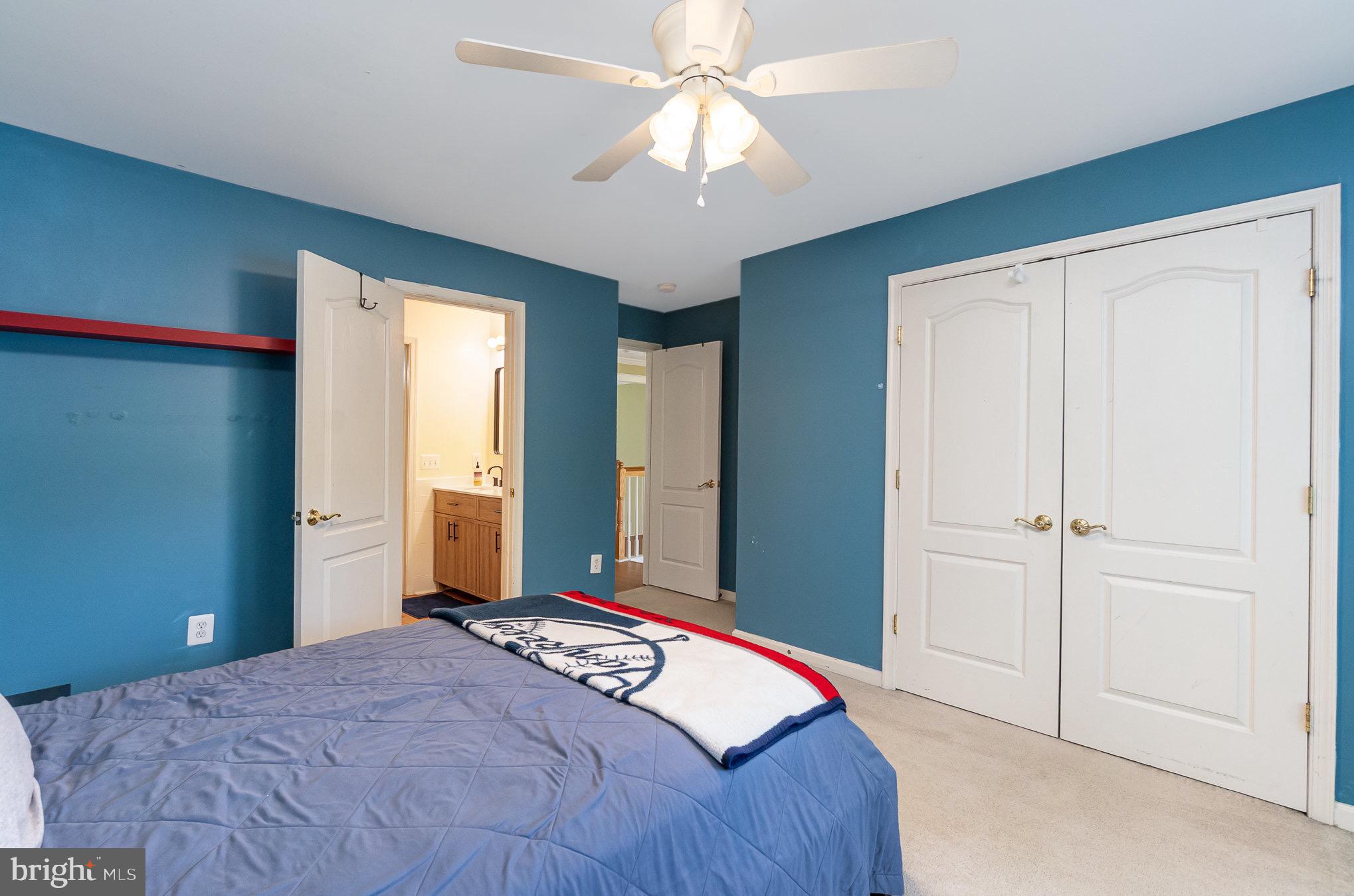 VINEYARD OAK NORTH - Residential