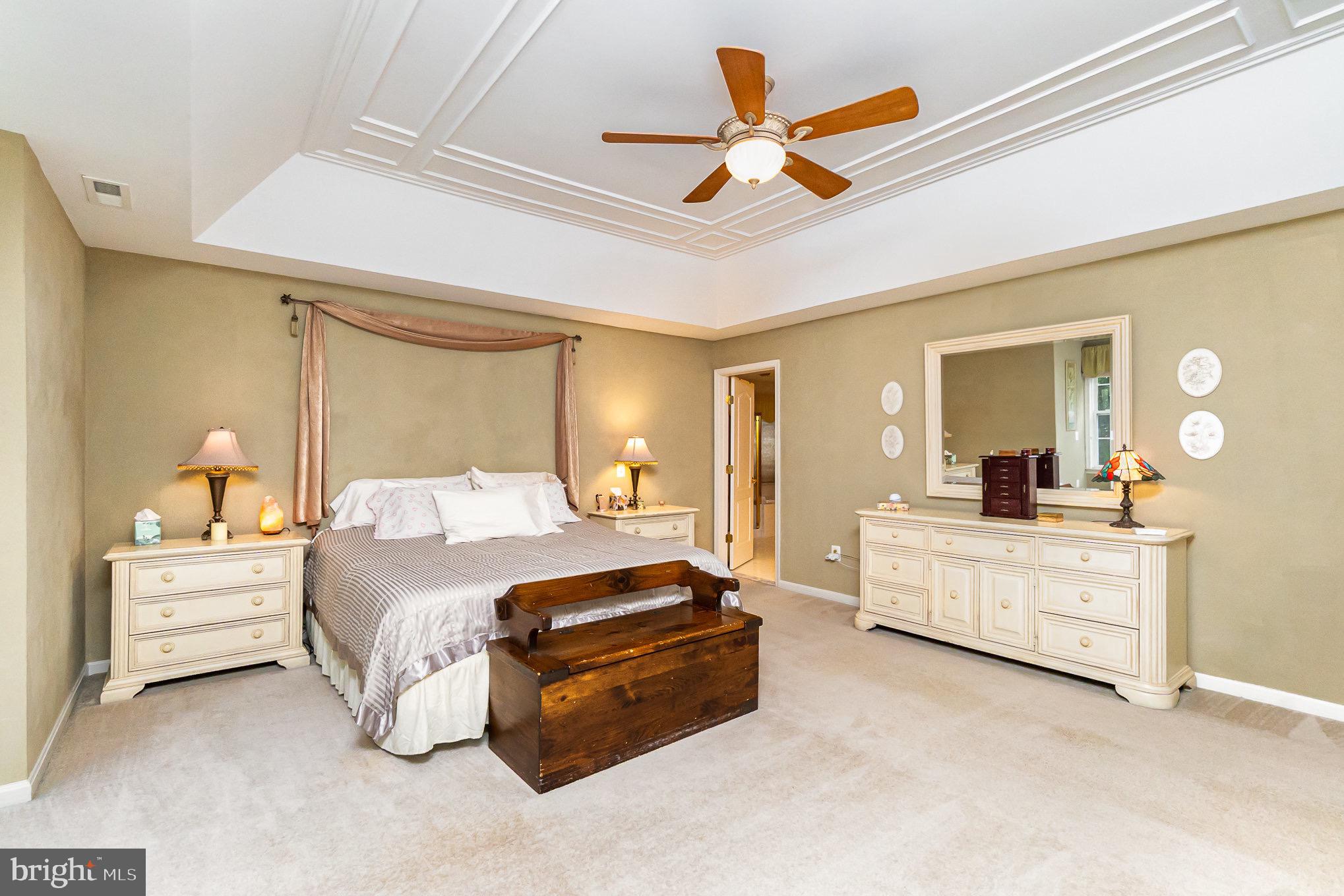 VINEYARD OAK NORTH - Residential