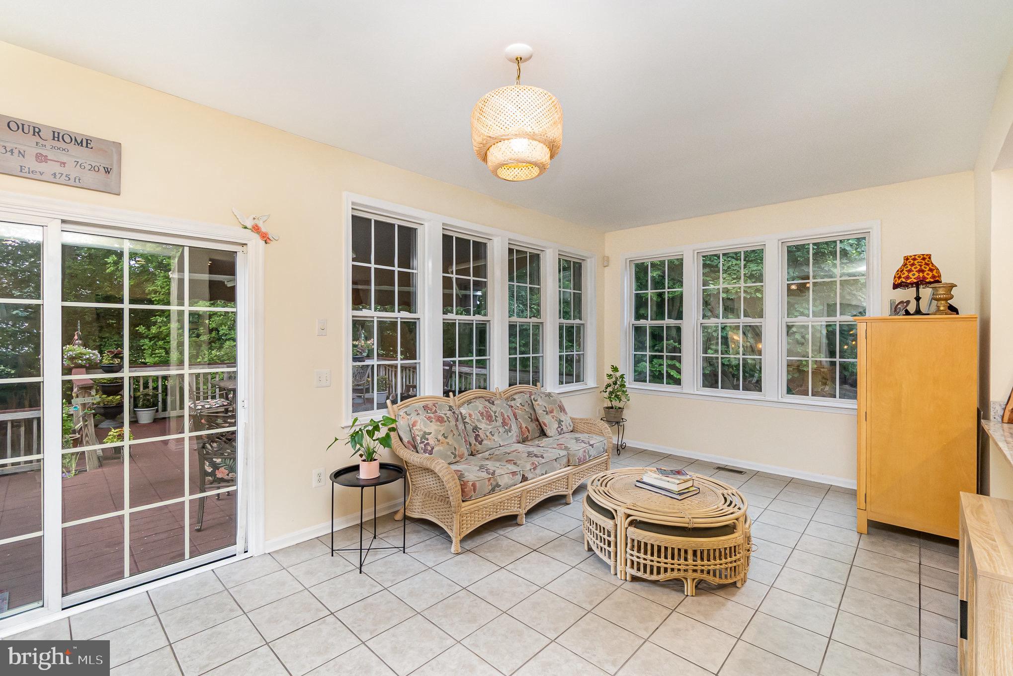 VINEYARD OAK NORTH - Residential