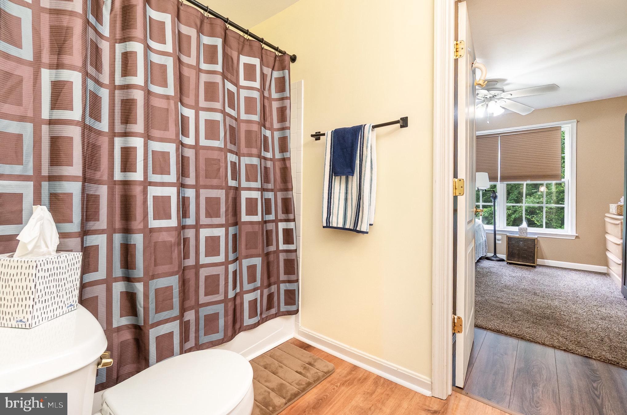 VINEYARD OAK NORTH - Residential