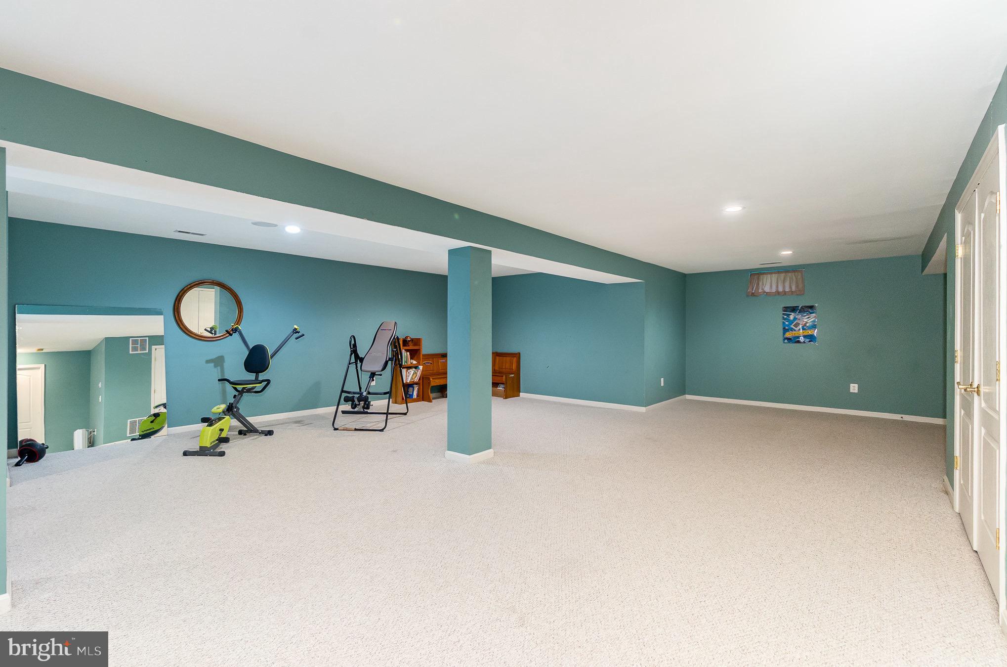 VINEYARD OAK NORTH - Residential