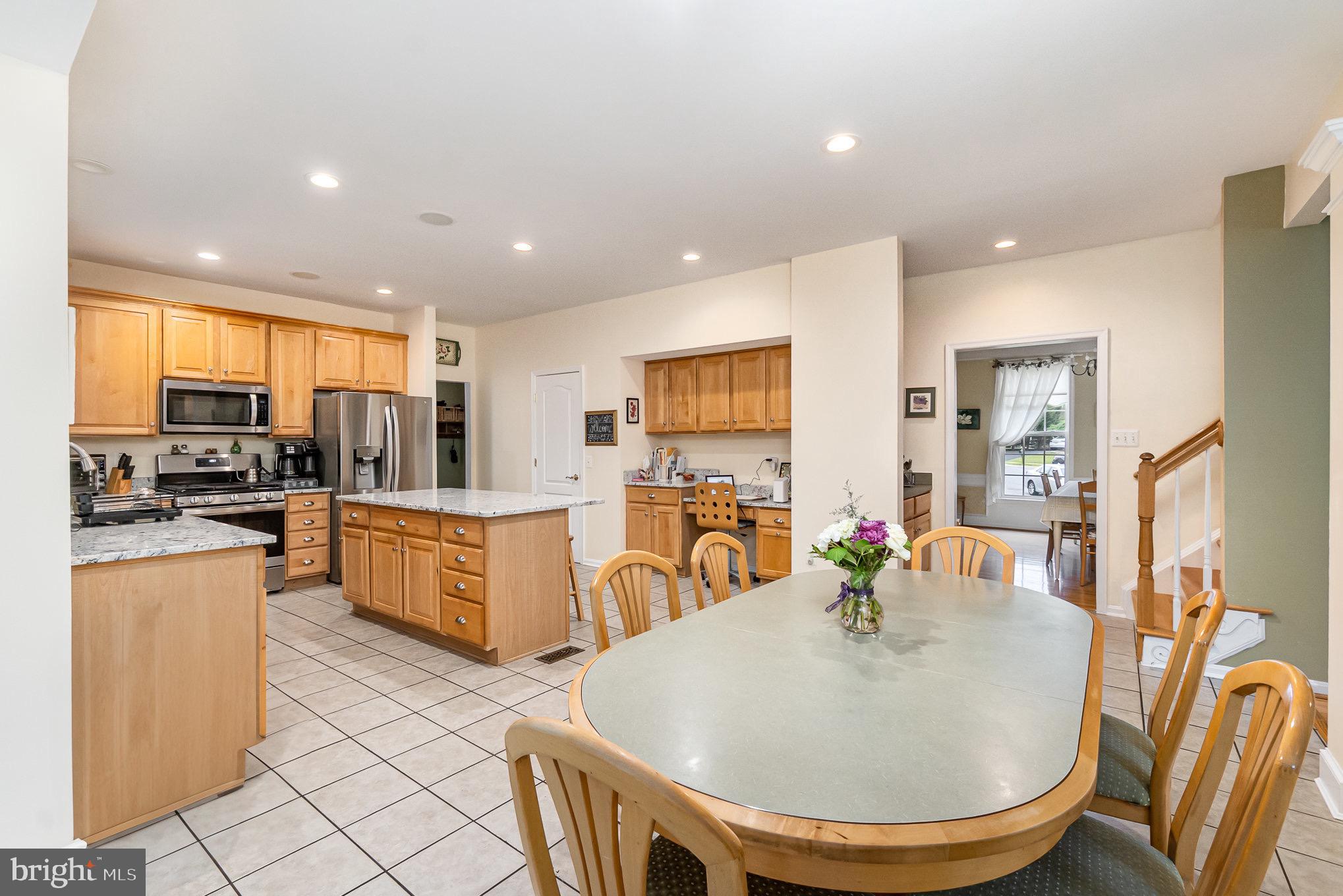VINEYARD OAK NORTH - Residential