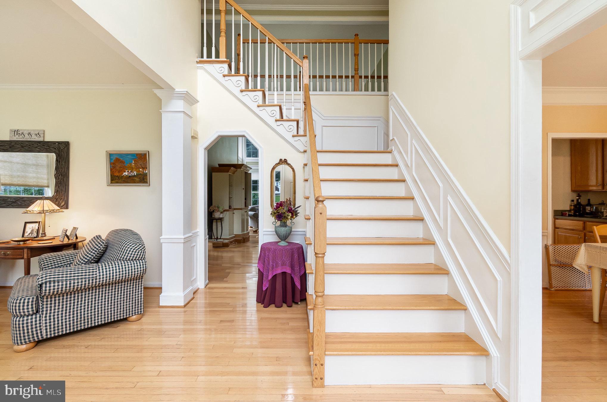 1504 OAKVILLE COURT