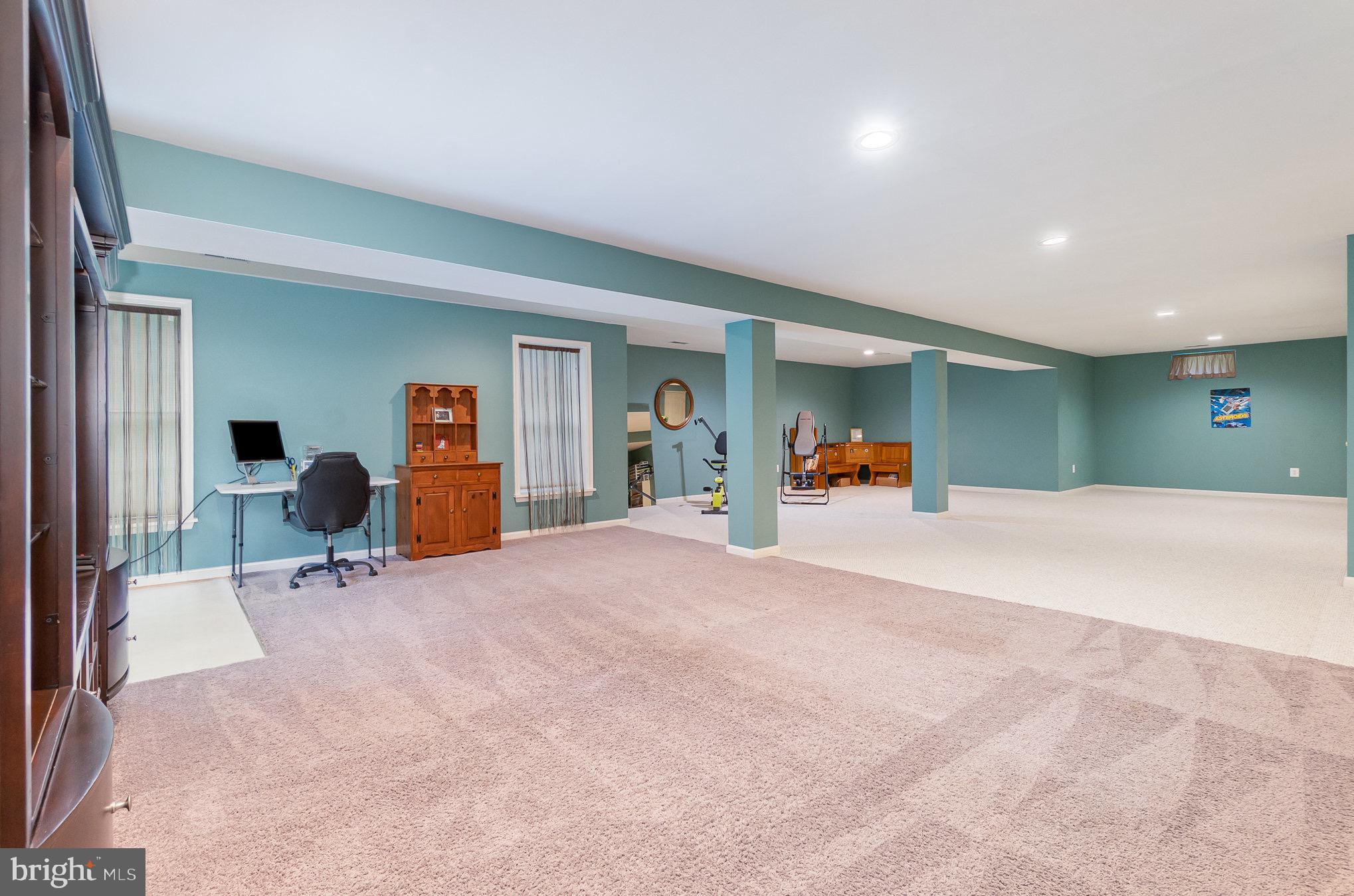VINEYARD OAK NORTH - Residential