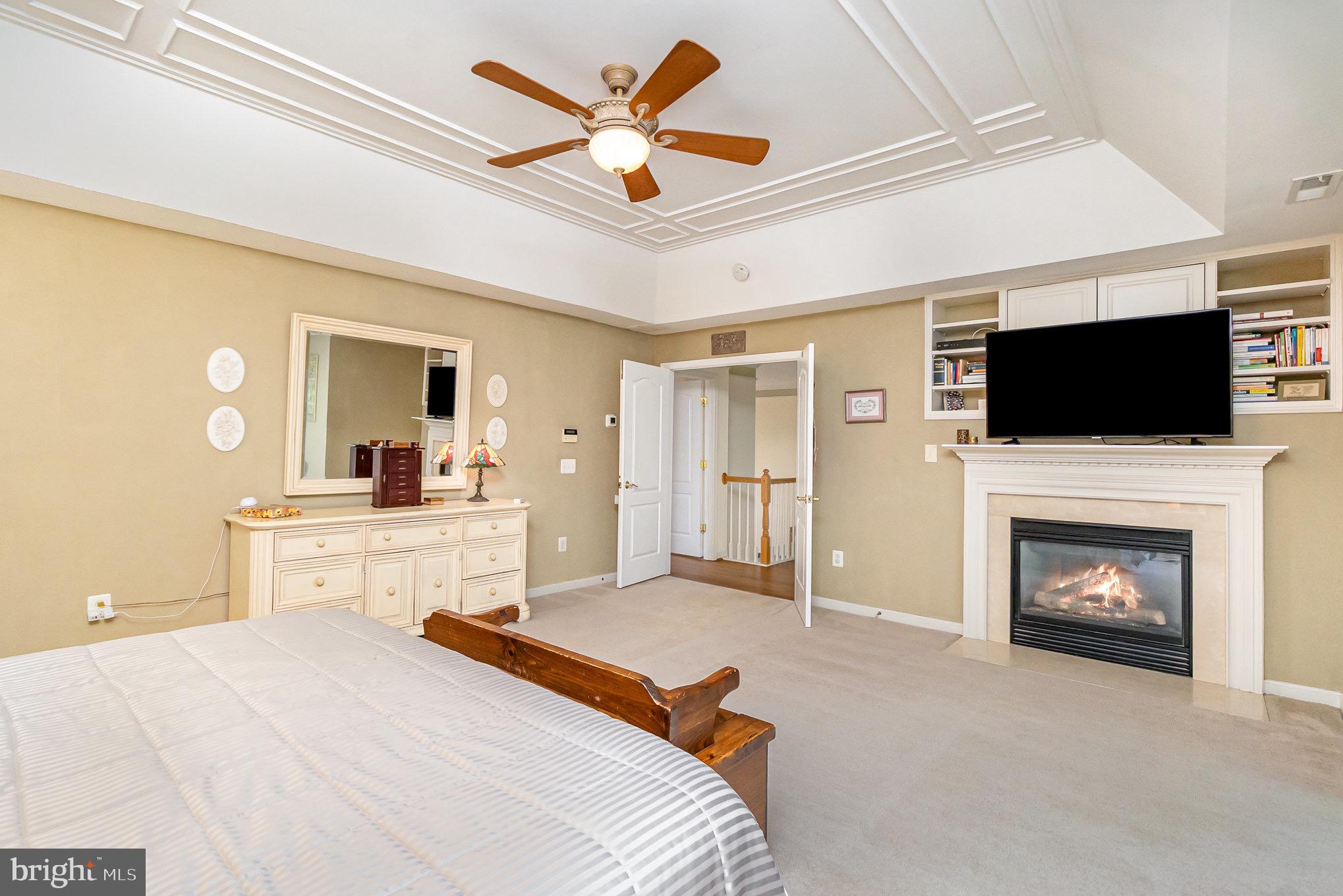 VINEYARD OAK NORTH - Residential
