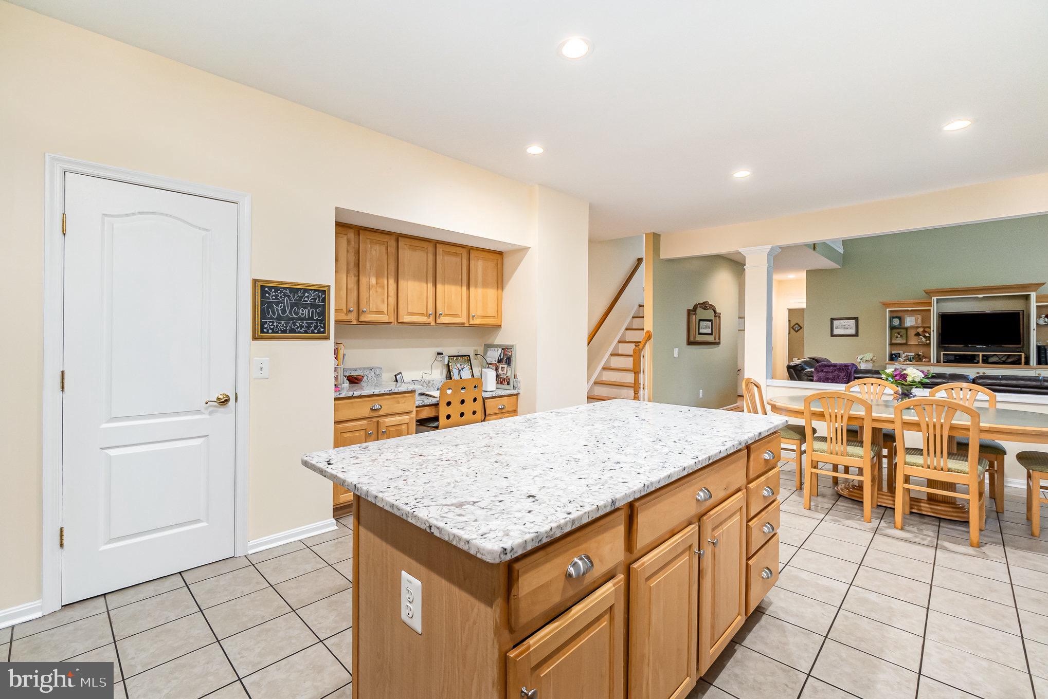 VINEYARD OAK NORTH - Residential