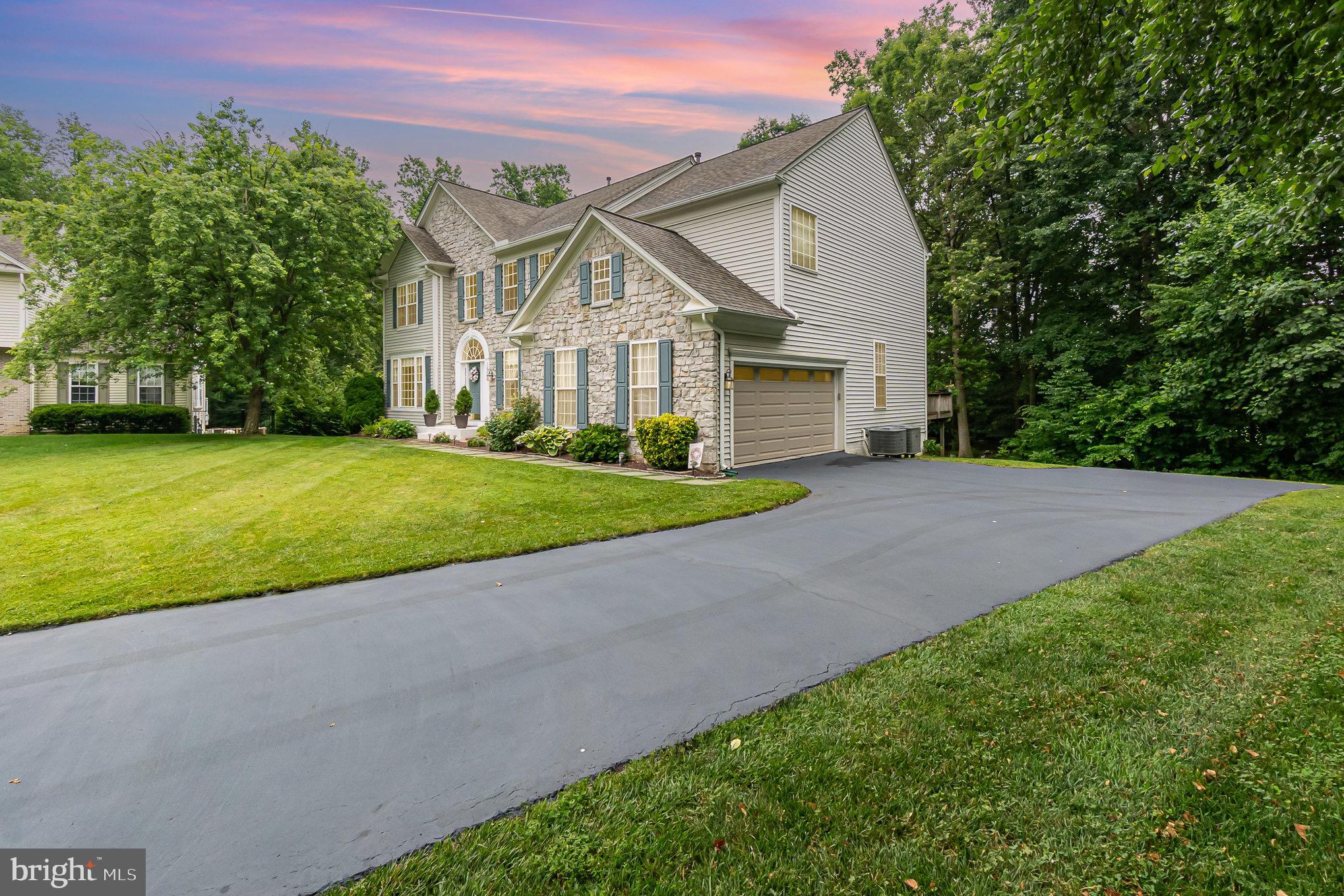 VINEYARD OAK NORTH - Residential