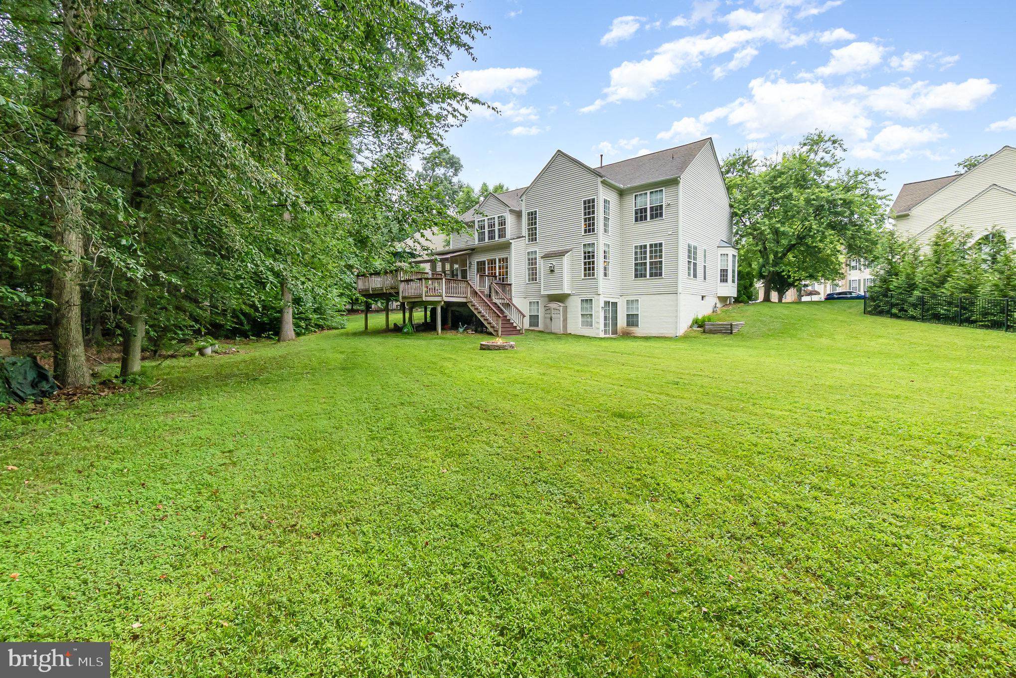 VINEYARD OAK NORTH - Residential