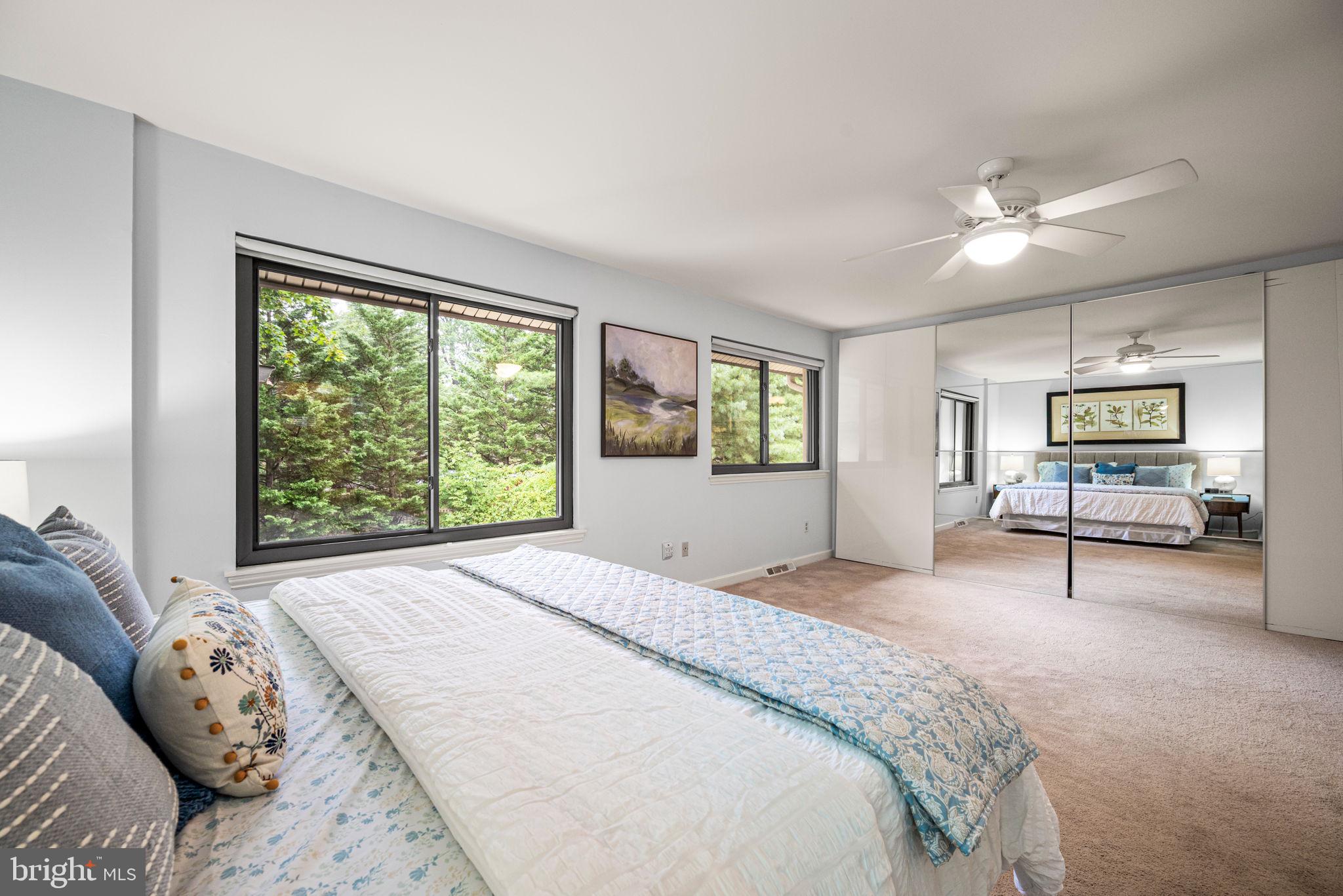 OAK KNOLL - Residential