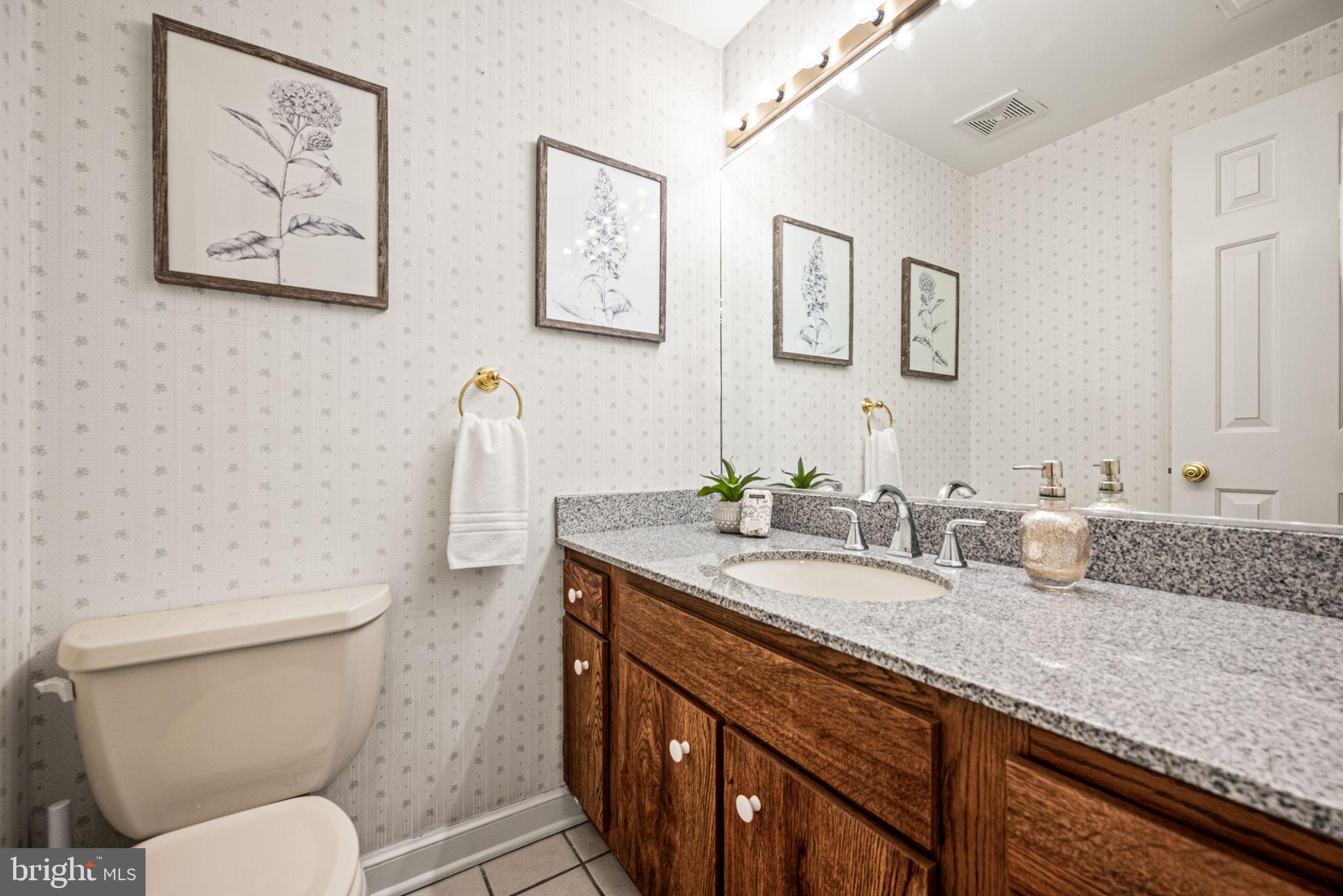 OAK KNOLL - Residential