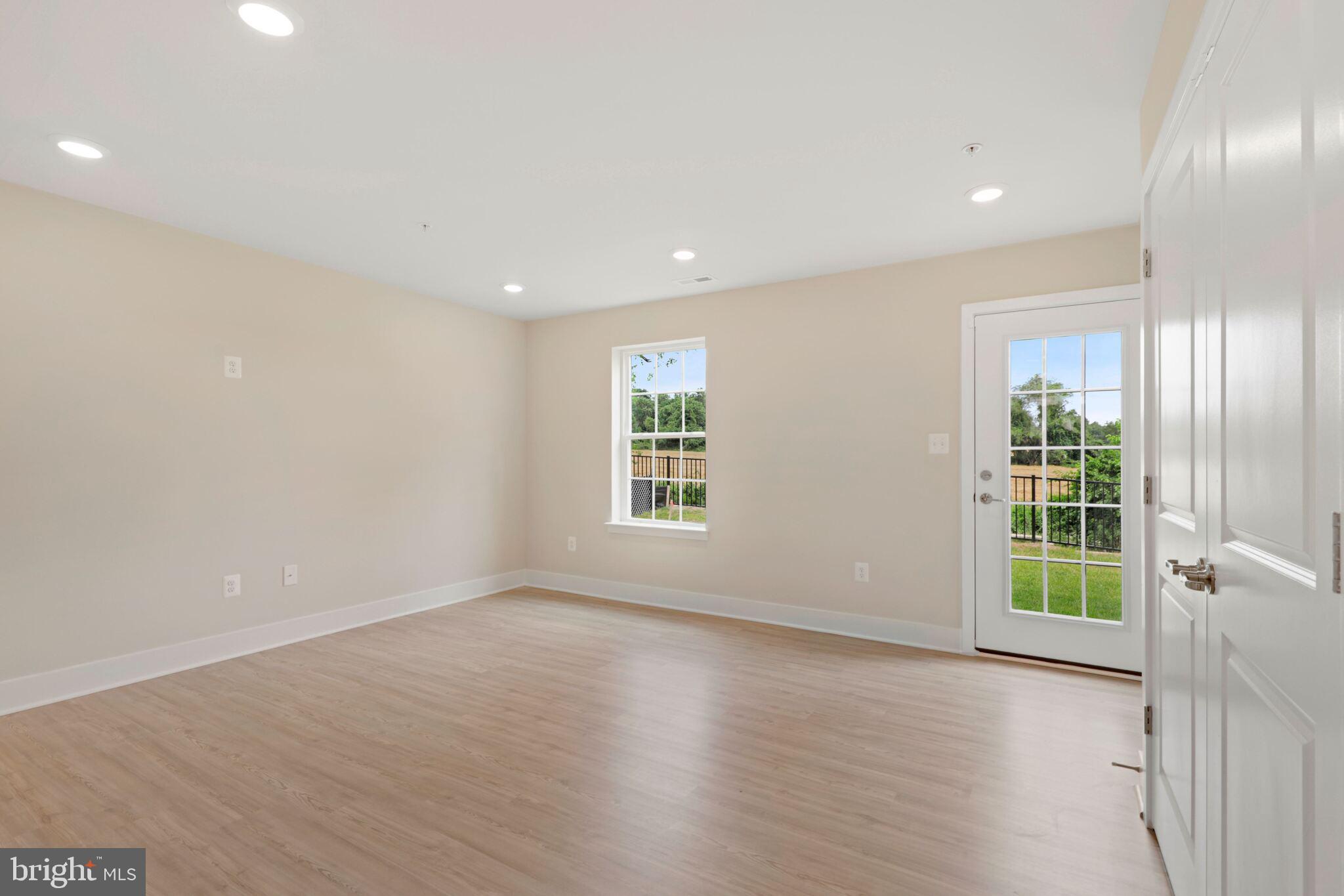 SYCAMORE RIDGE - Residential