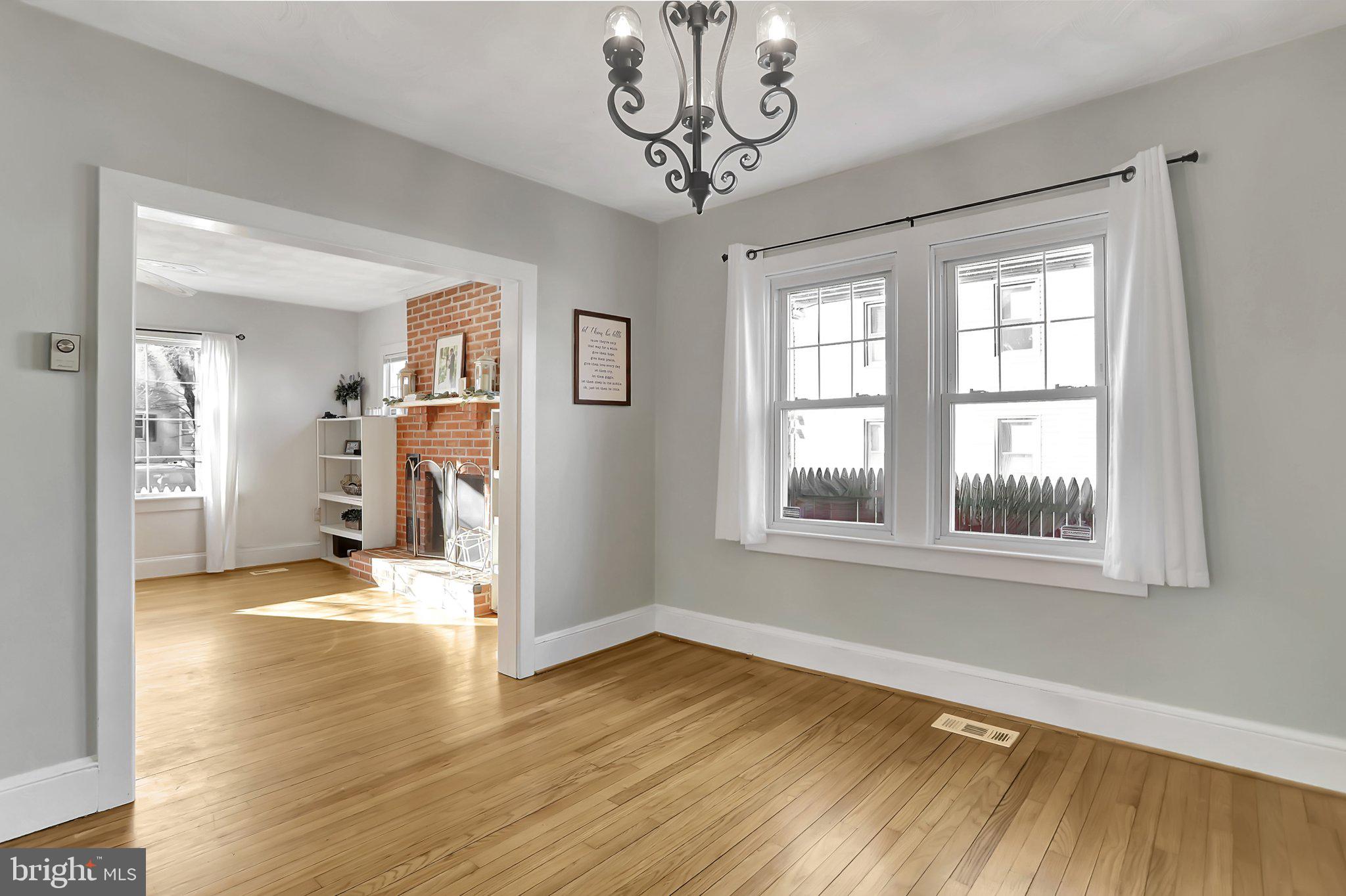 CHARLES TOWN - Residential