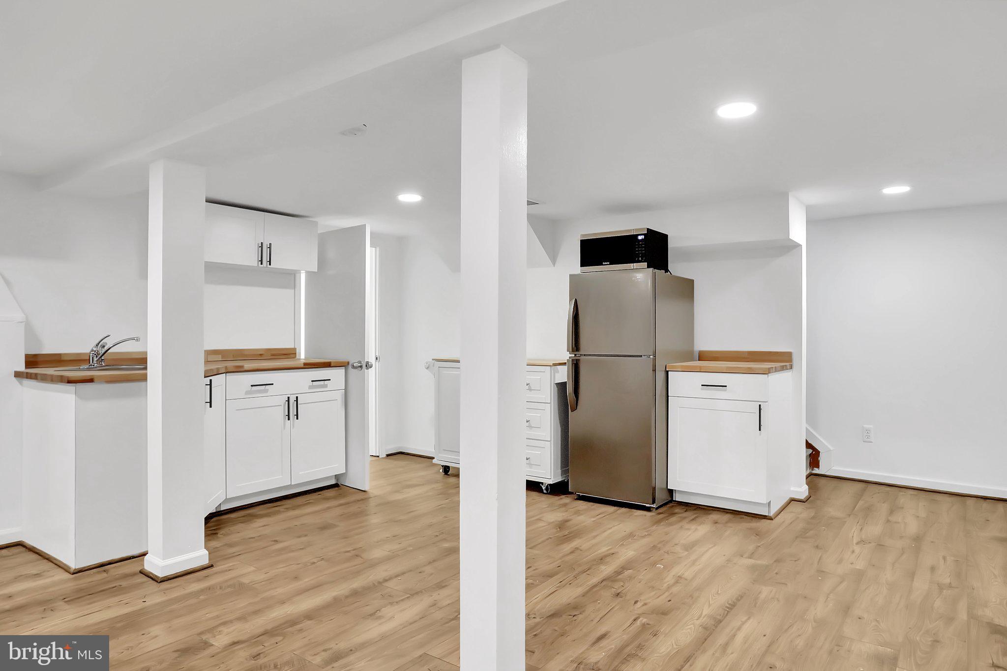 CHARLES TOWN - Residential