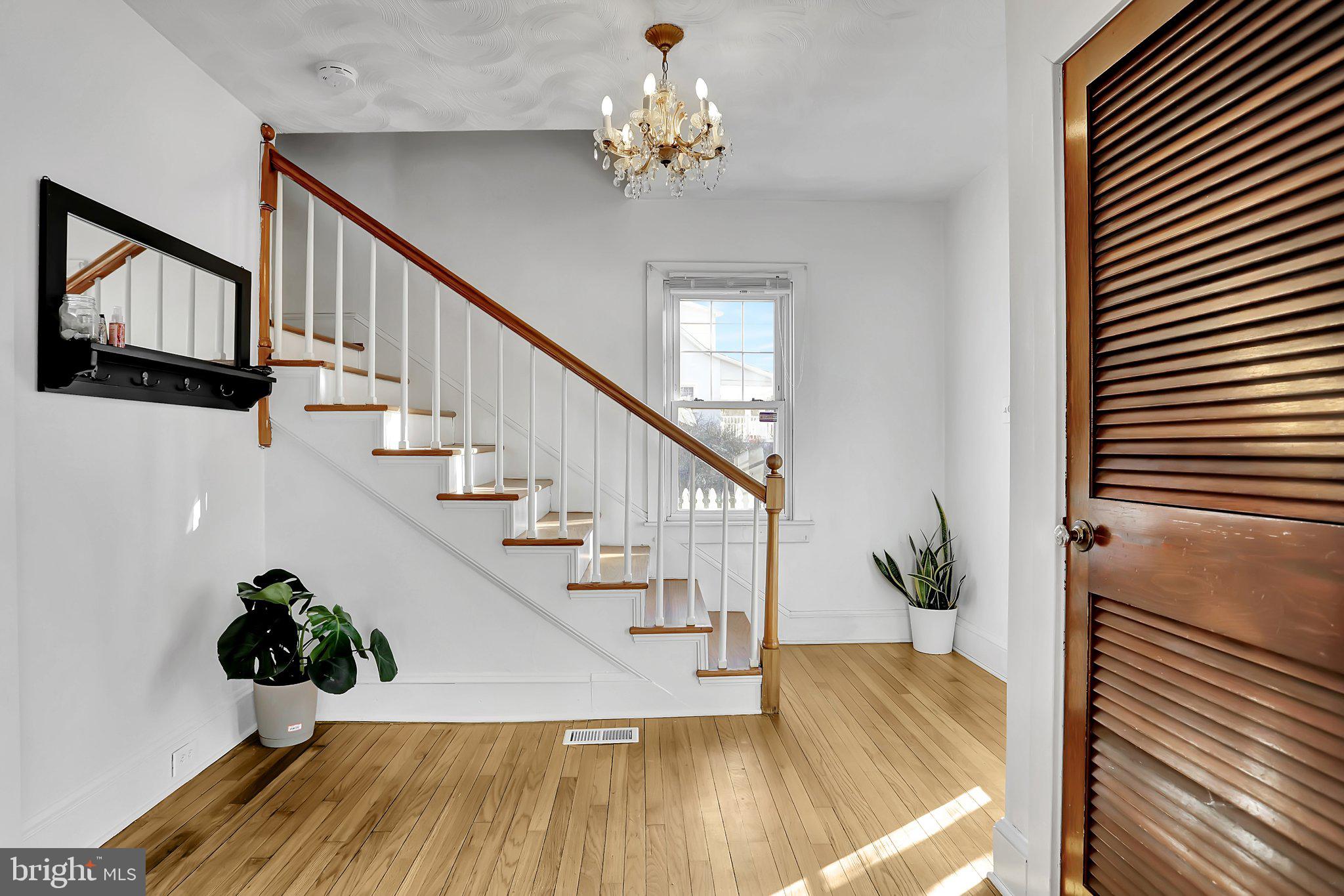 CHARLES TOWN - Residential