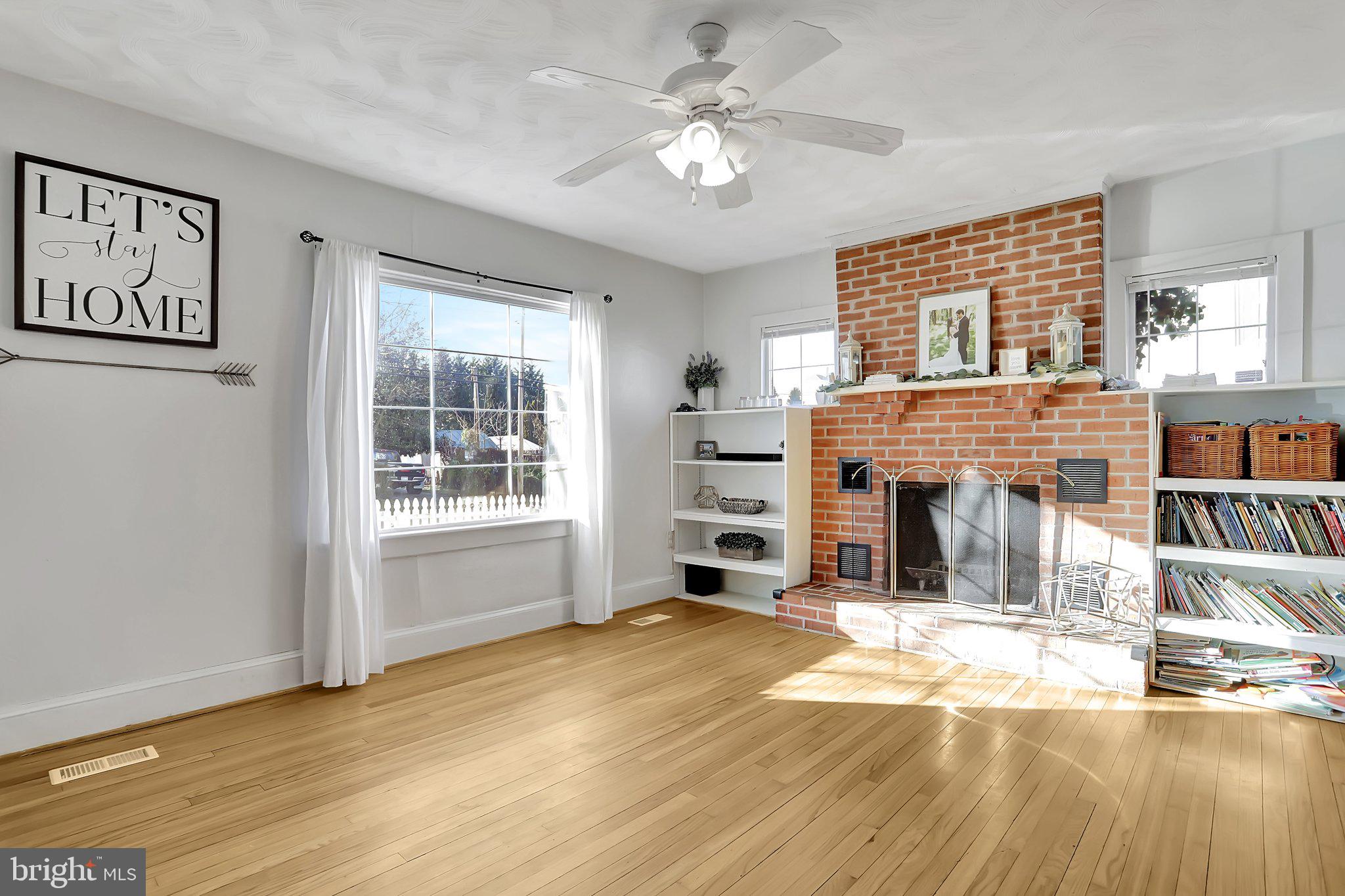 CHARLES TOWN - Residential