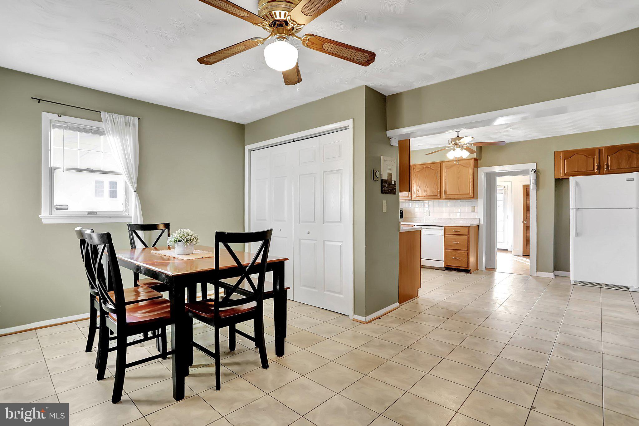 CHARLES TOWN - Residential