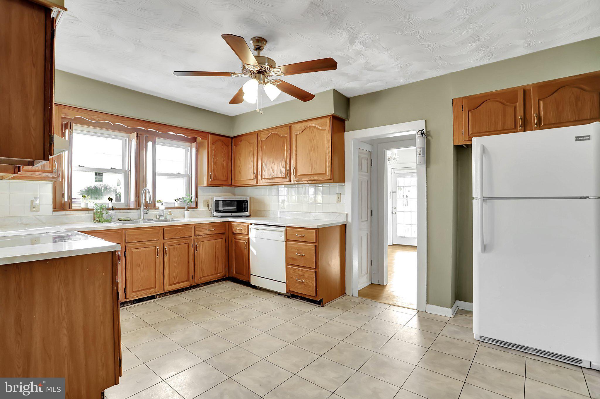 CHARLES TOWN - Residential